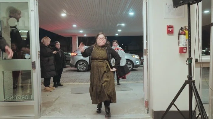 Back at Night to Shine at @horizonchurchsurrey in a few weeks and I&rsquo;m already counting down. ✨

My favourite part to capture is the red carpet welcome -> that moment someone walks in and the whole room erupts because they&rsquo;re the guest 