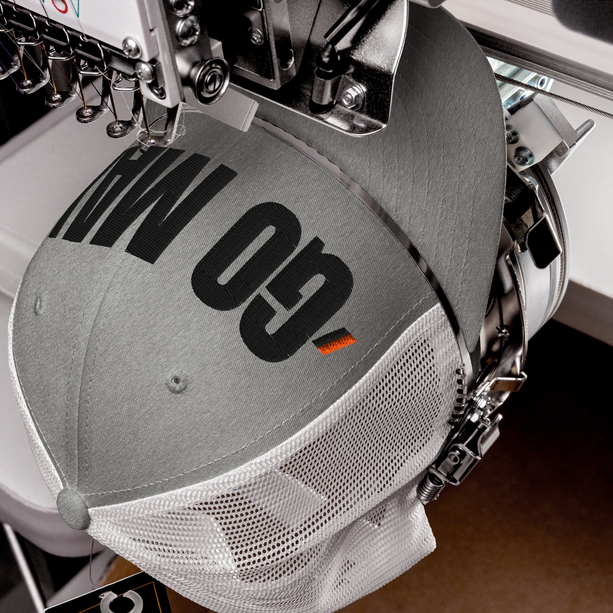 retro-trucker-hat-heather-grey-white-front-693da044c1586.jpg