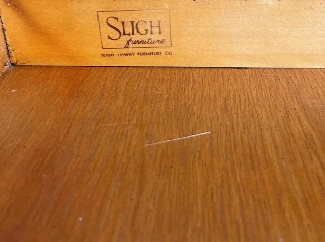 sligh logo wide close up.jpg
