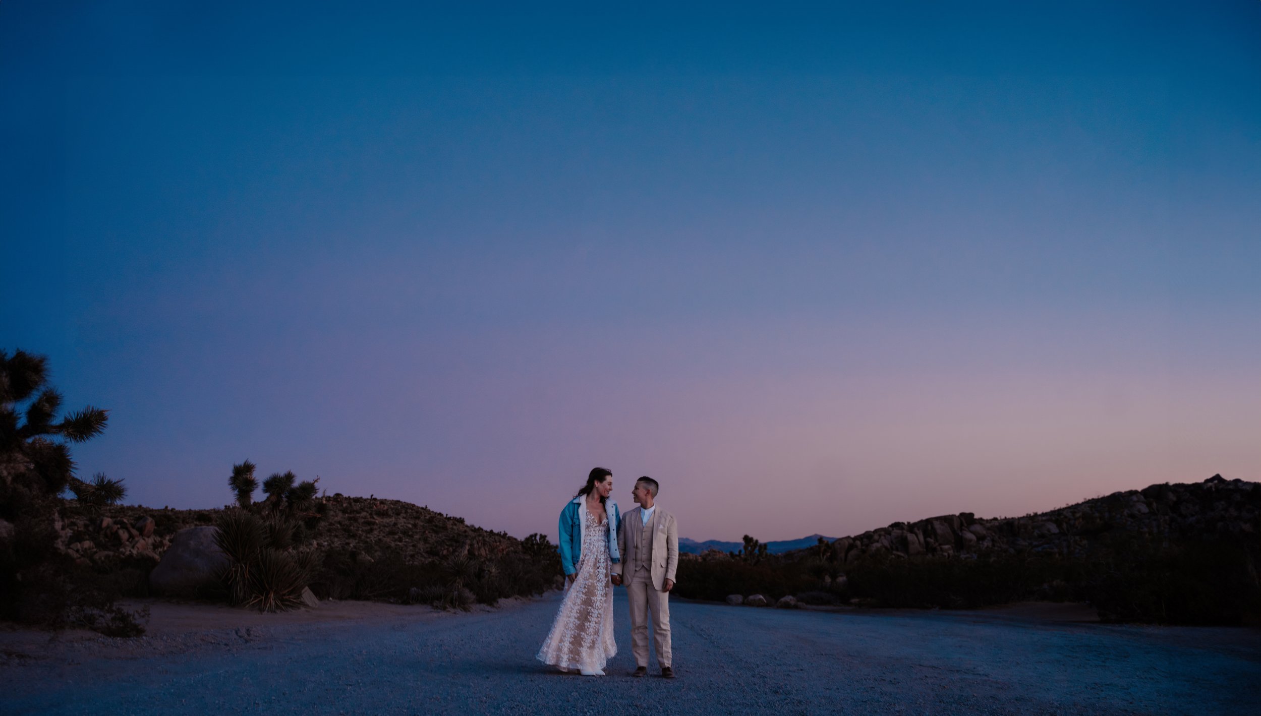 231109_Jadai&Aurelia_JoshuaTree_1728.jpg