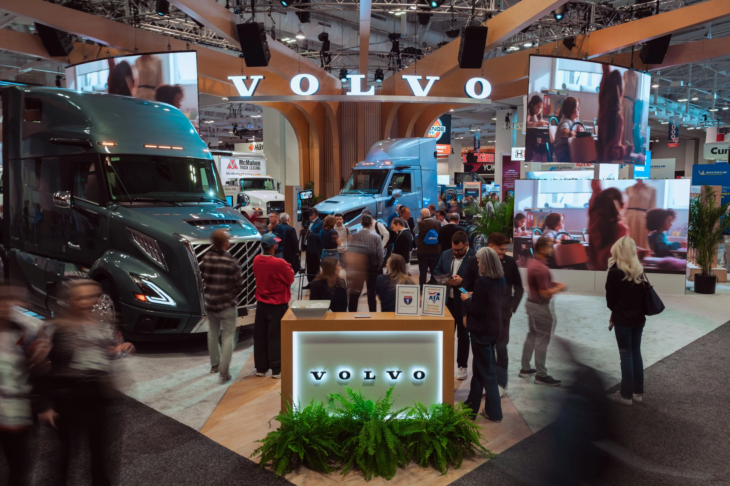 250311_VolvoTrucksNorthAmerica_TMC_2_0404.jpg