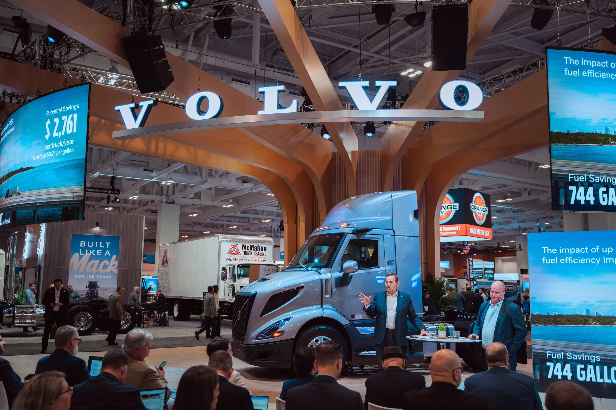 250310_VolvoTrucksNorthAmerica_TMC0323-Enhanced-NR.jpg