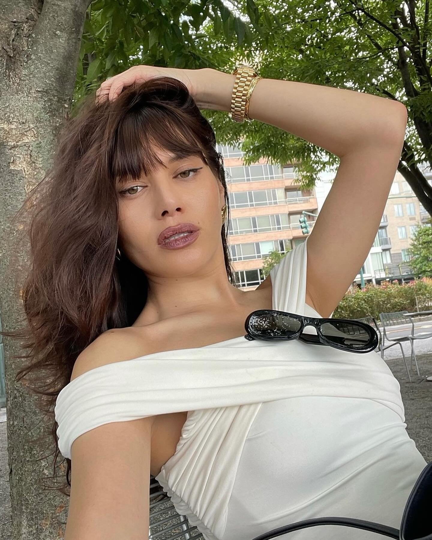 Gorgeous rich brunette color in a nyc summer. 
@natalieoffduty 
Color: myself 
Cut @gko_hair 
At @robpeetoomnyc 
Color with @redkenpro 

#redkenshadeseq #redkenobsessed #redkenartist #nyccolorist #nycsalon