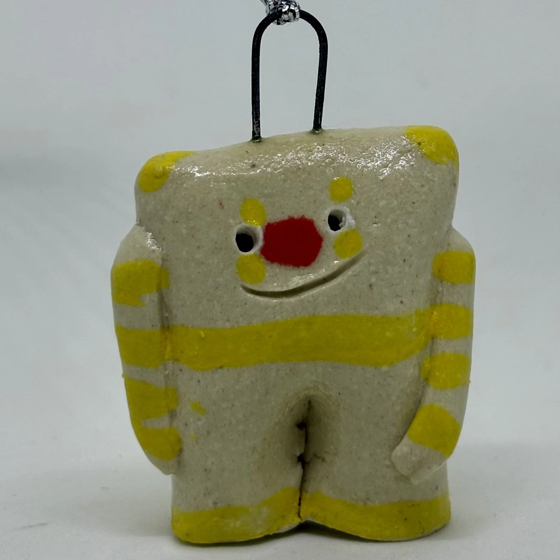 Little Guy - Flat-head yellow with belt