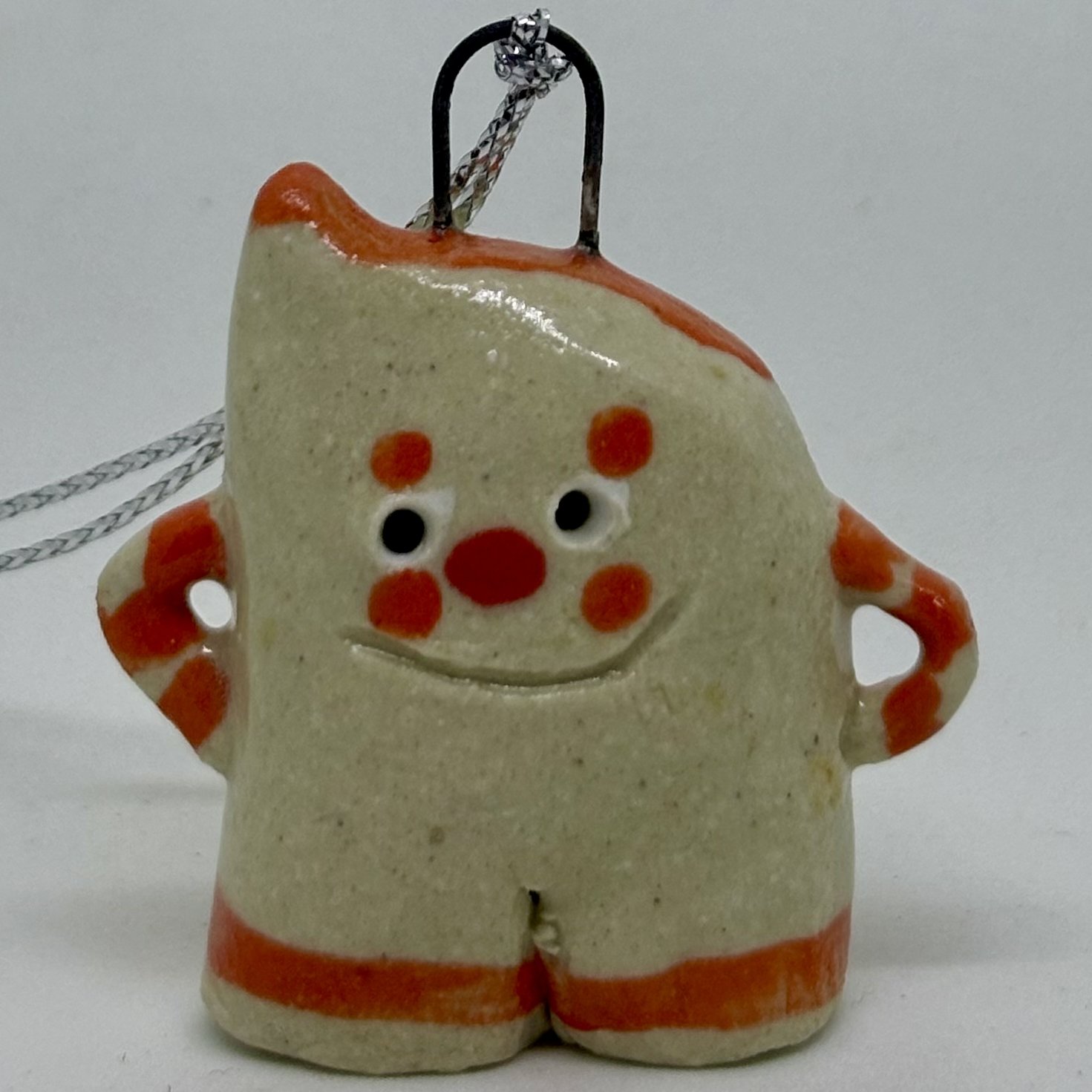 Shortie - Round-head with orange mittens