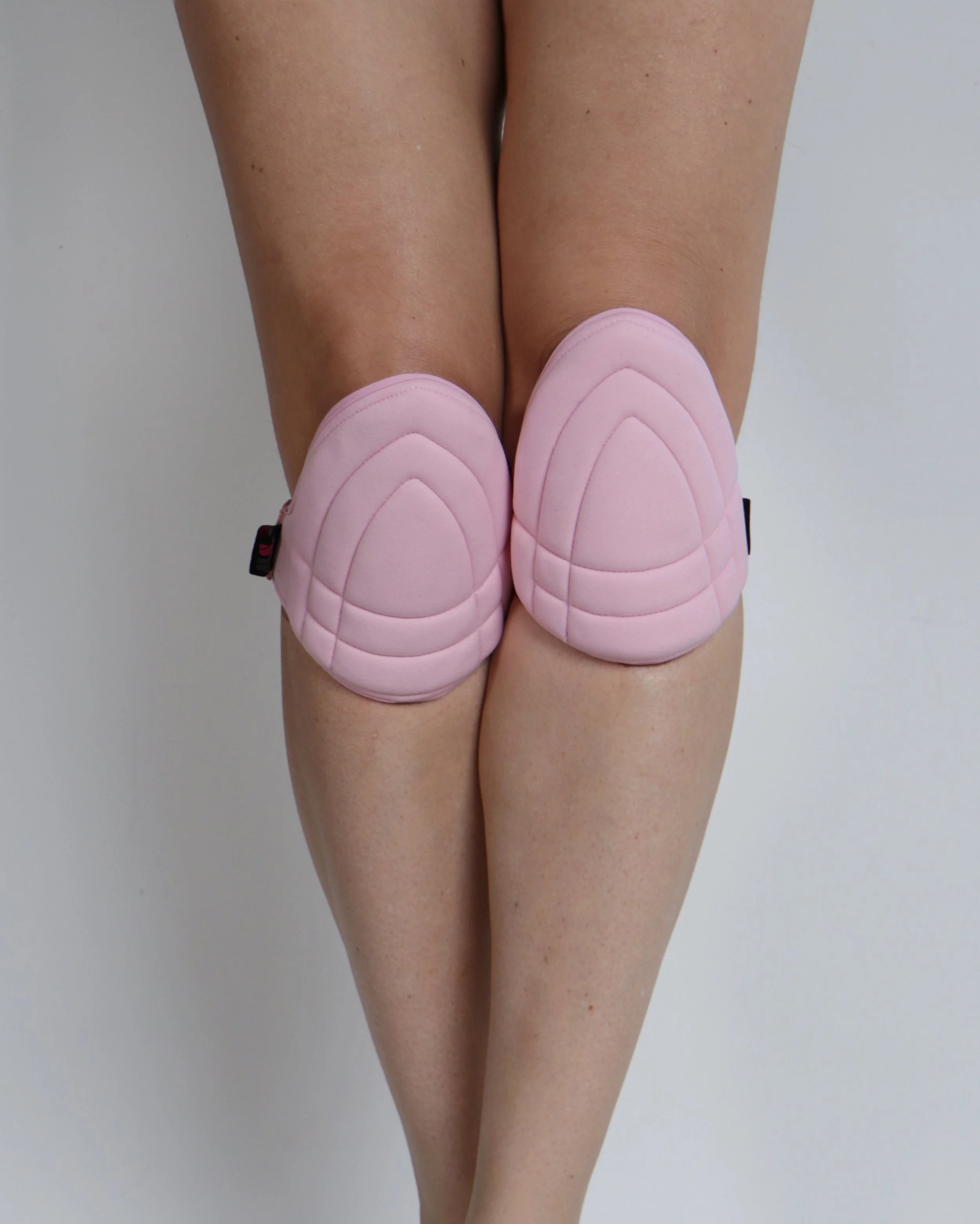 Baby Pink MyStyle Triangle Single-Strap Knee Pads