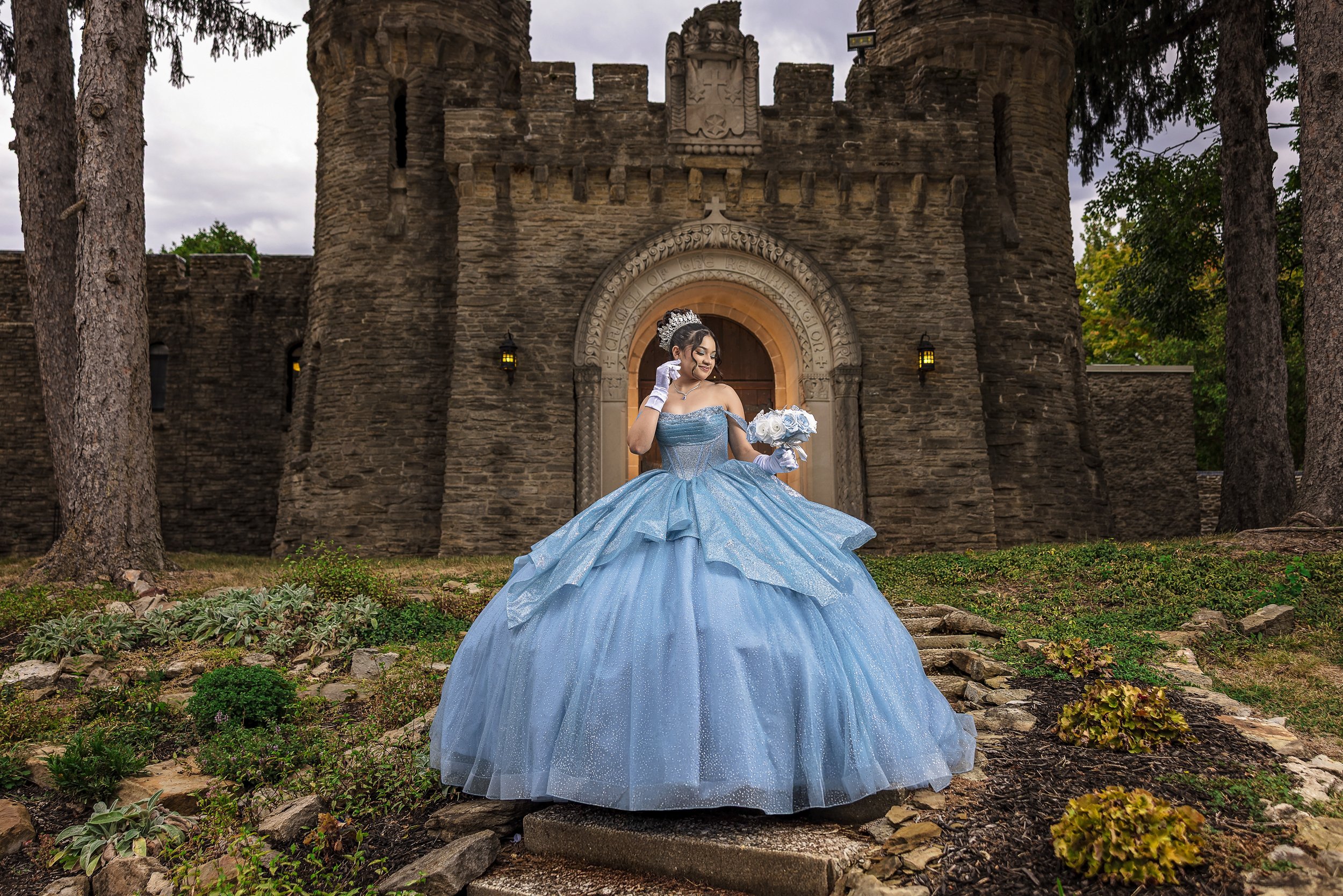 Quinceañera photography session at castle venue in Indianapolis – Sweet 15 portraits by Eli Mestas