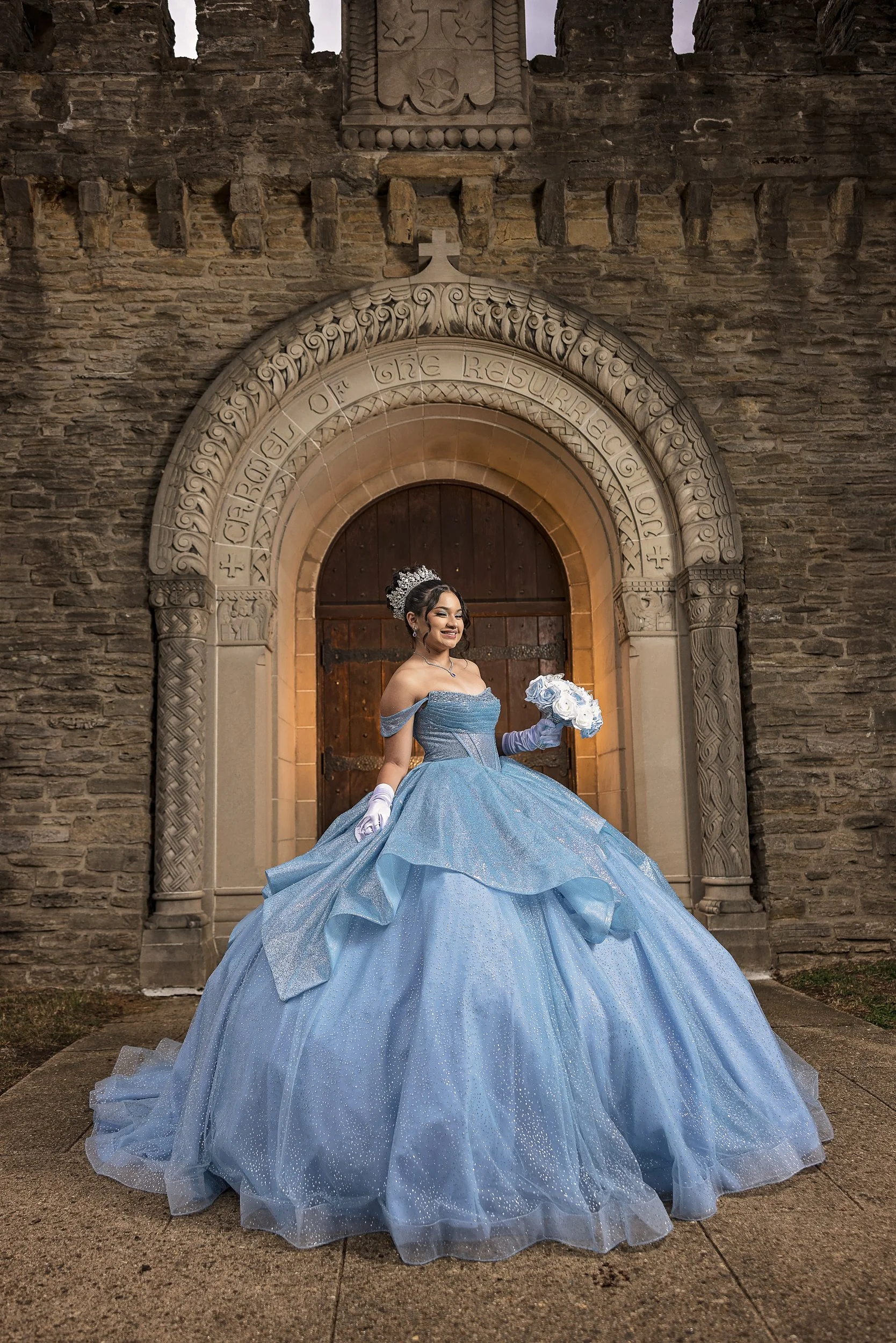 Formal quinceañera session with crown and bouquet – Sweet 16 photography Indianapolis Indiana