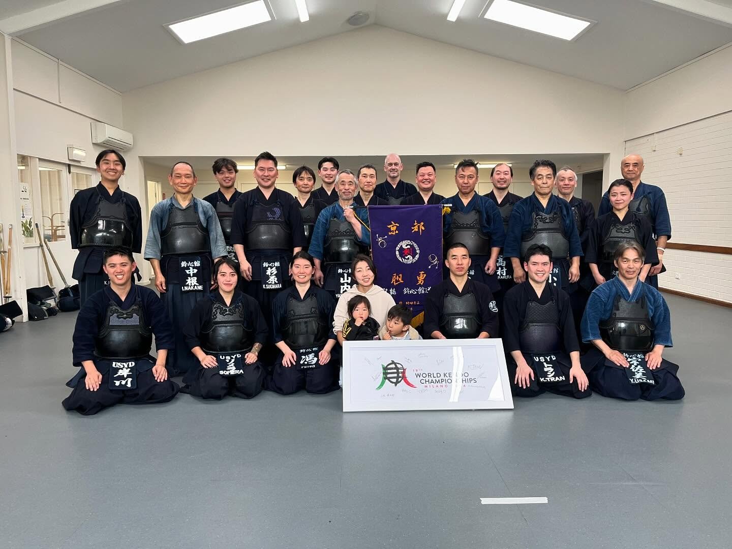 Thank you to all the representatives of the World Championships for giving us so many moving moments. We are proud of you.

And thank you for the wonderful gift.

@p.a.r.k.y 
@daseulchun 
@ktrankendo 
@alan3kishikawa 
@irissom
@treeve_kendoathlete 
@