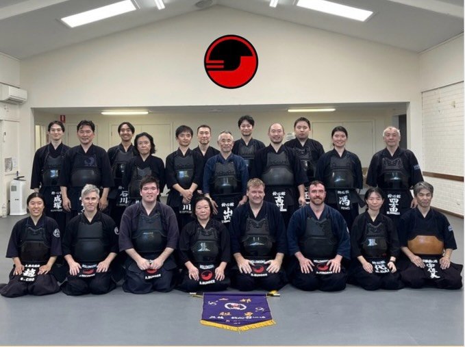 祥子先生、デイビッド先生、ウーロンゴン剣道倶楽部の皆様
出稽古に来ていただきありがとうございました。

Thank you very much for coming. We had a really good Keiko. You are always welcome to visit anytime.

#nswka #akr