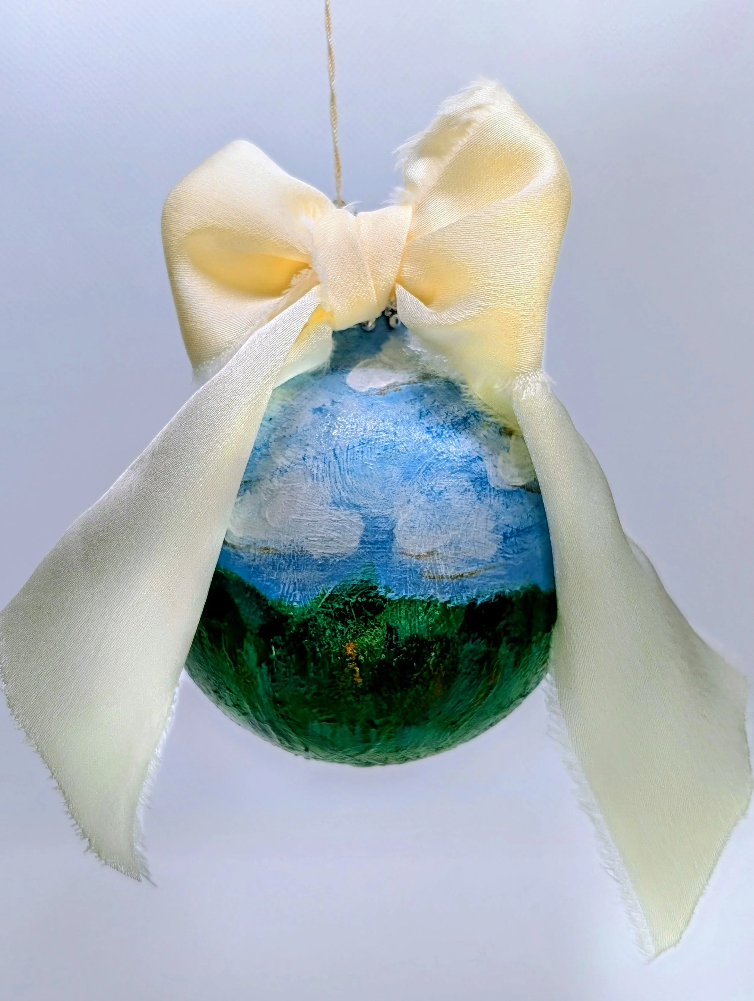 Ornament - Elizabeth