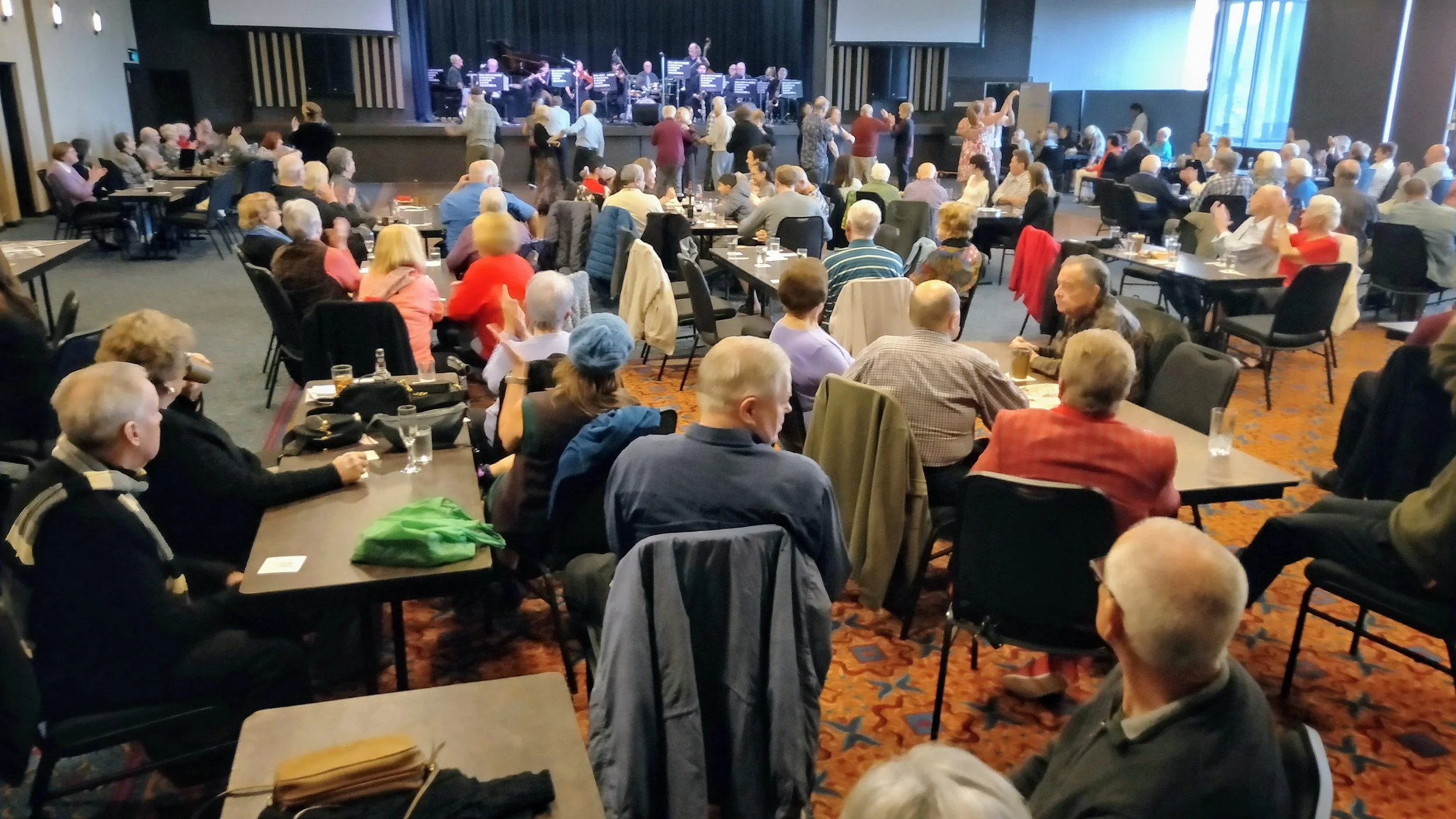 Jazzleague - Listen and Enjoy!