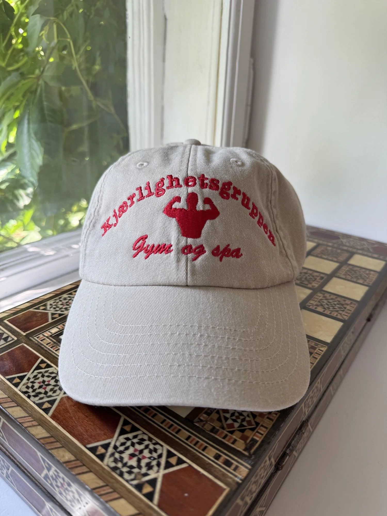 Kjærlighetsgruppen "Gym og spa" cap