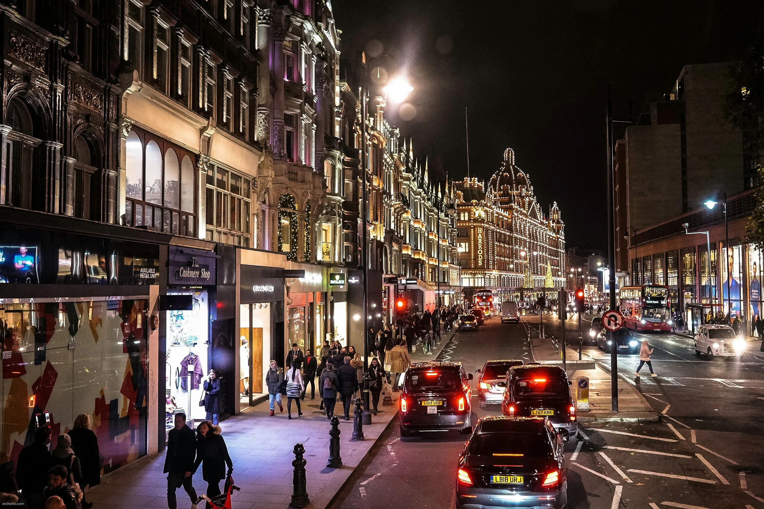 Private Christmas shopping in London: A festive luxury tailored to you