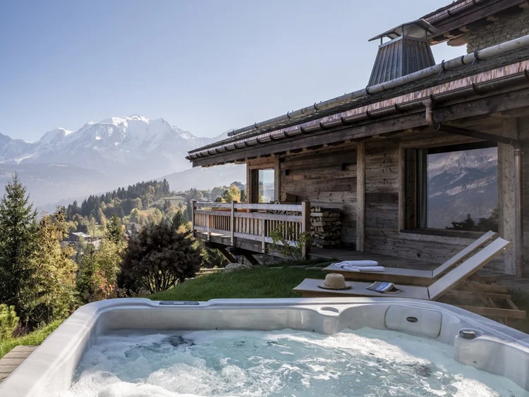 Chalet Marianna, Le Chalet Club