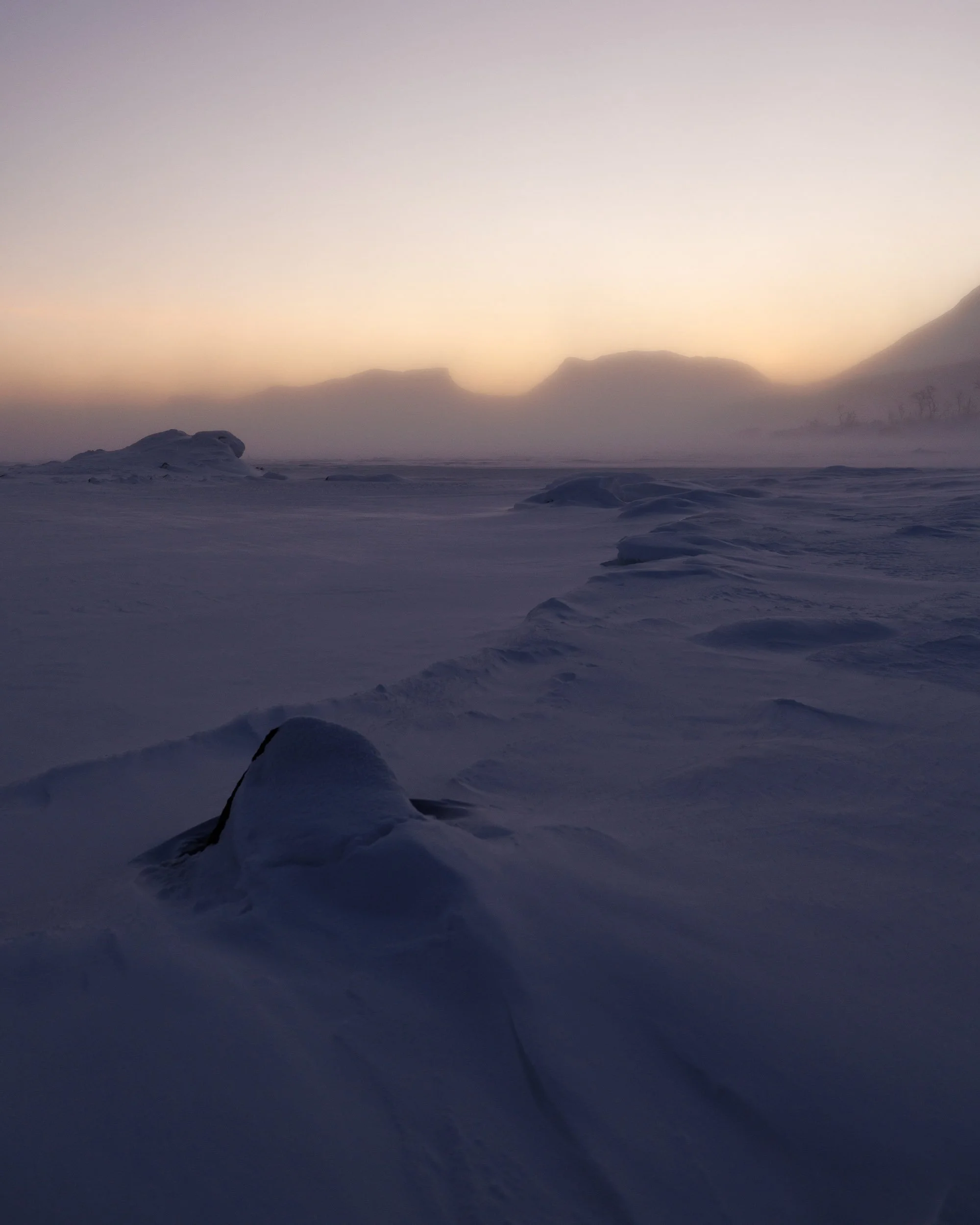 A misty morning and lapporten valley