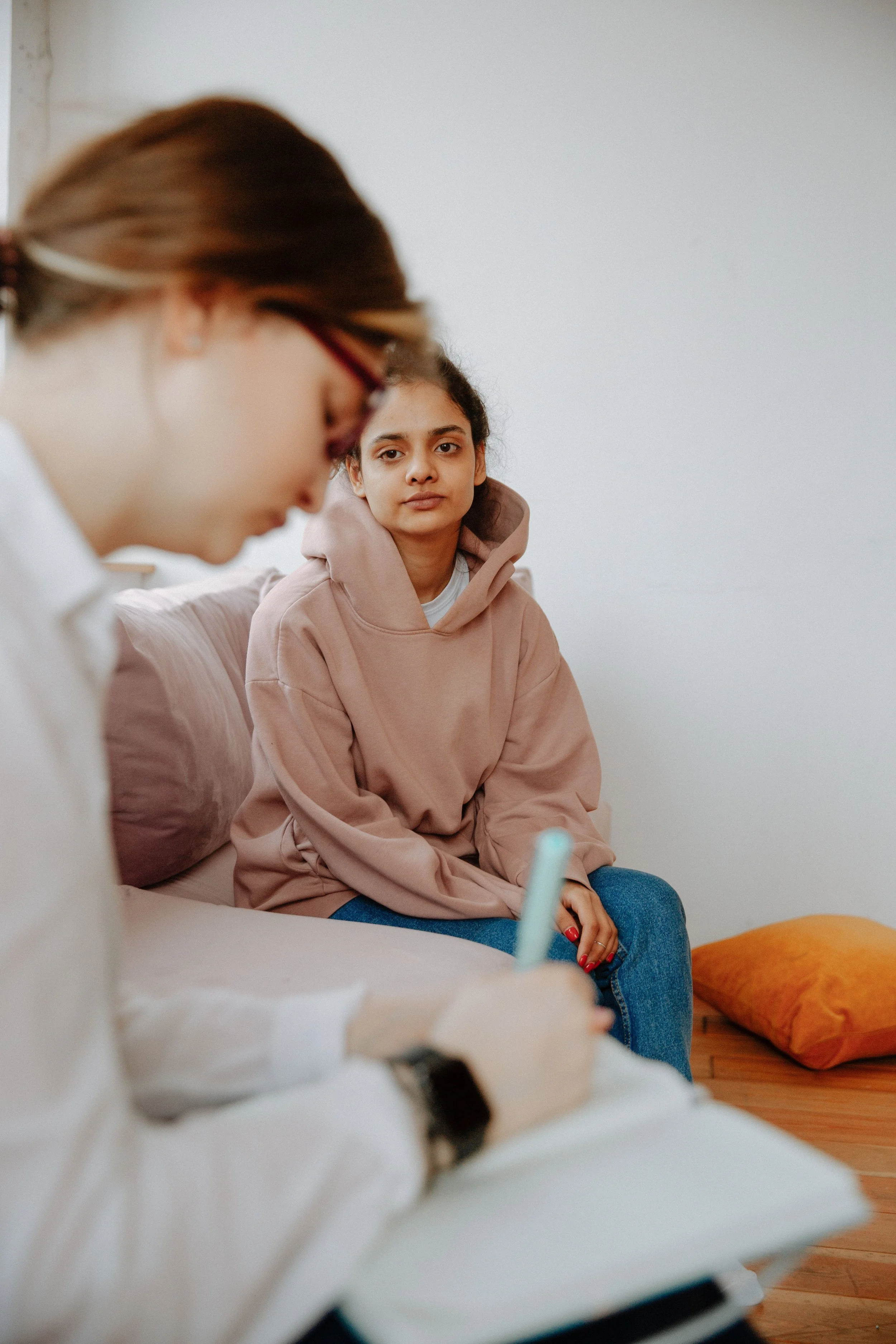 Why Your Relationship With Your Therapist Matters More Than You Think