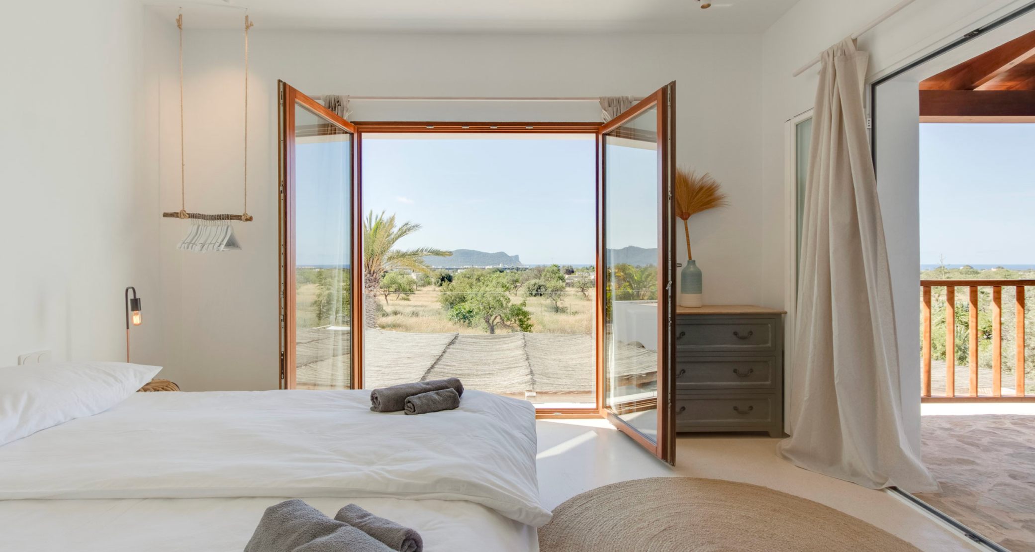 Can Cuco Bedroom View 3.png