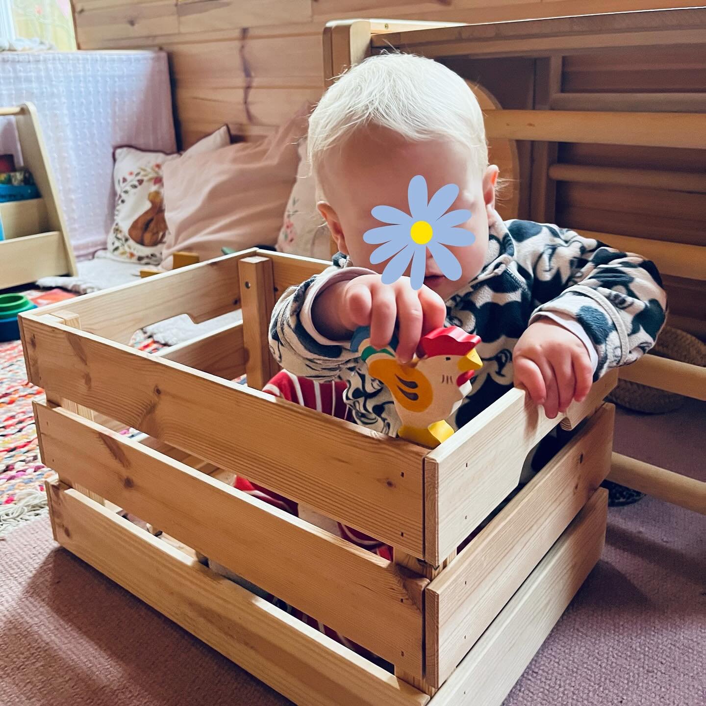 Children are like cats, they love a box to get in! 

#waldorfchildminder
#steinerchildminder
#yorkchildminder
#waldorfearlyyears
#steinerearlyyears
#waldorfearlychildhood
#freeplay