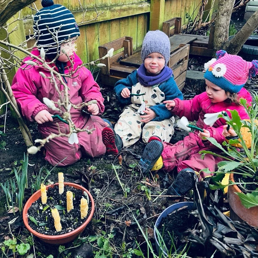 Slowly, slowly, the light is returning and today we celebrated a promise of Spring to come. 🌱✨ We placed the candles we made into the earth to warm it, sang and rang the little bells of our snowdrops to gently wake the bulbs and insects below! 🐞🌱

