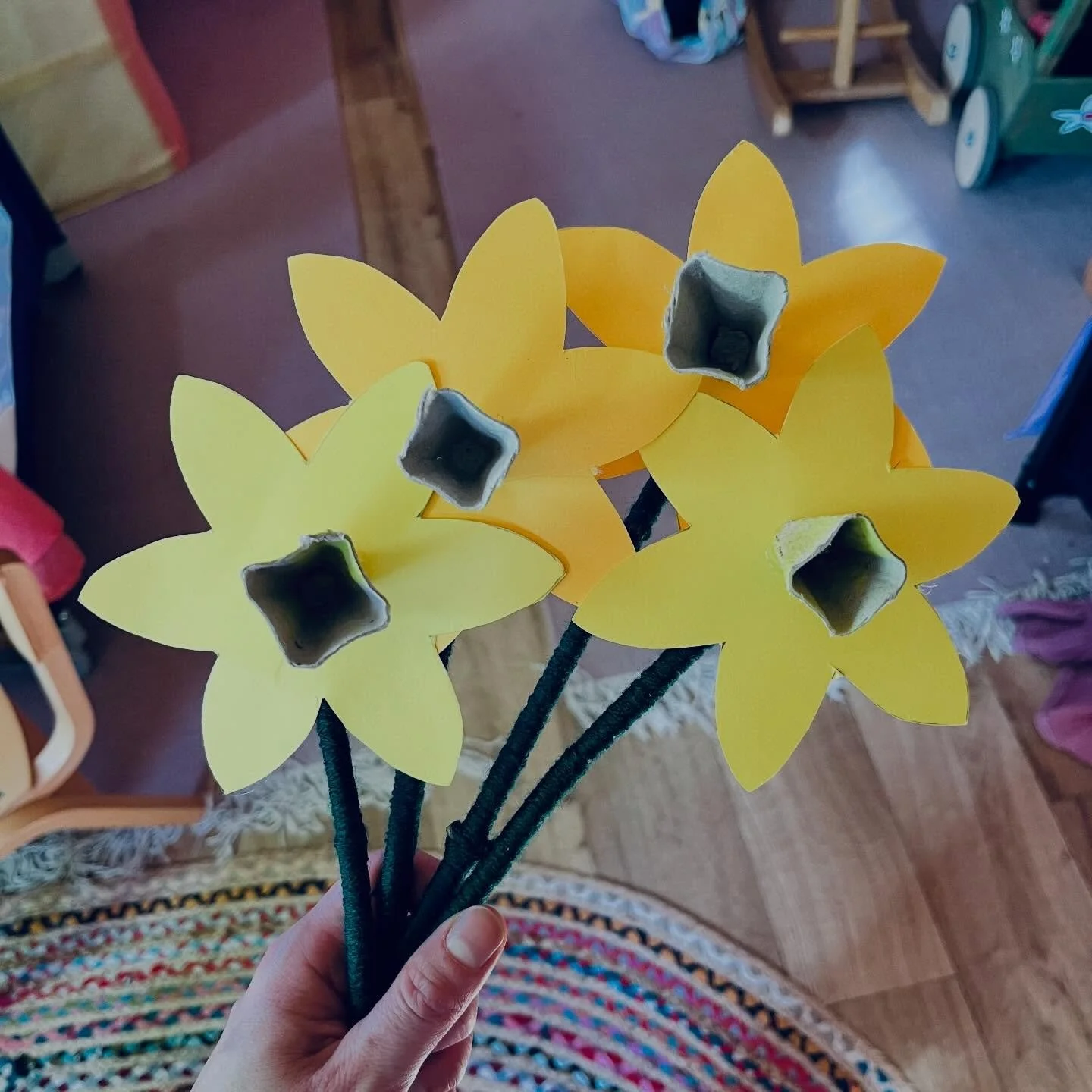 &ldquo;It&rsquo;s magic,&rdquo; one of my hummingbirds started to say while holding the daffodil she had made. 🌼✨ 
&hellip;And suddenly they were all spinning around with their daffodils, shouting &ldquo;it&rsquo;s magic.&rdquo;
It really was magica
