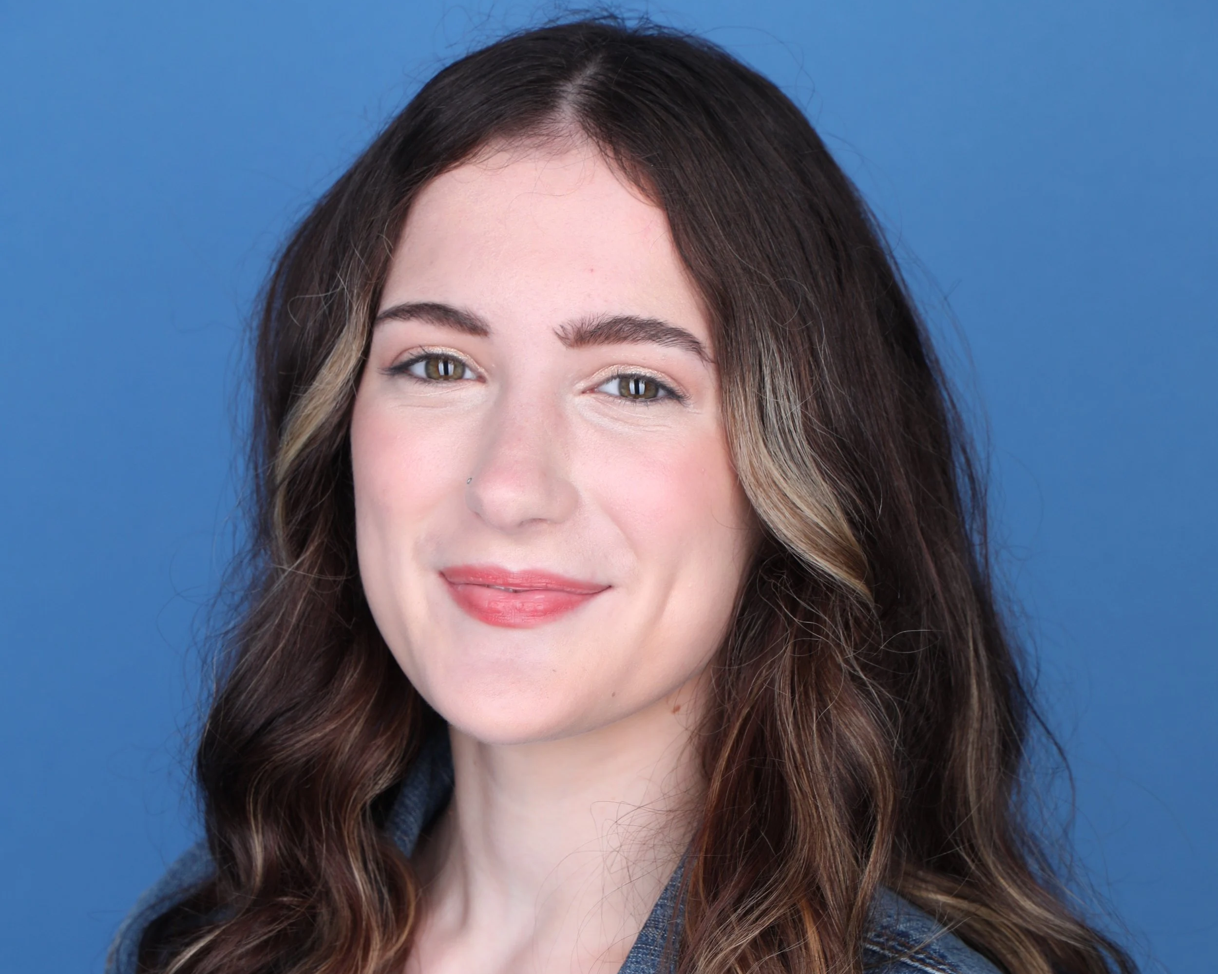 Makeup and Hair for a headshot by Makeup by Emily Hope
Photography by Rex Lott, NYC Headshot Photographer https://www.rexlott.com