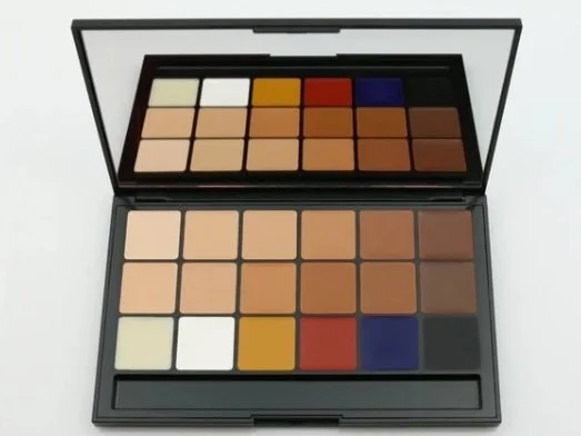 Vincent Kehoe - Foundation Concealer.jpg