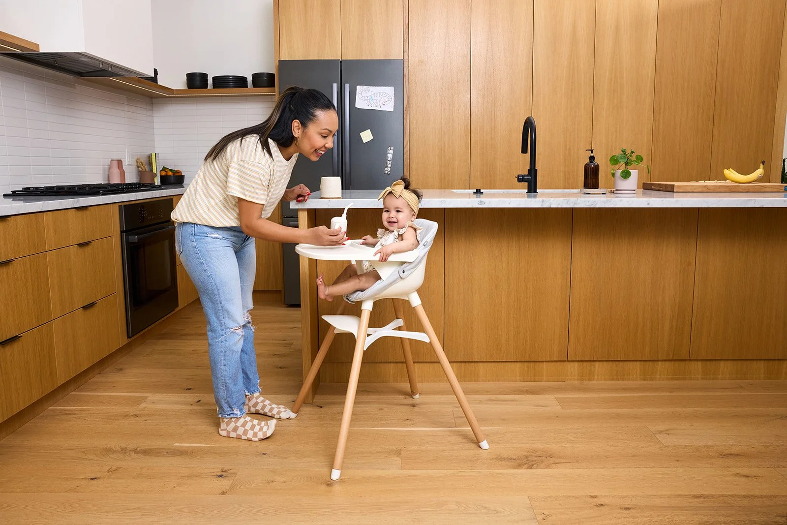 lt_kitchen_cardiff_feb24_08_highchair_2265.jpg