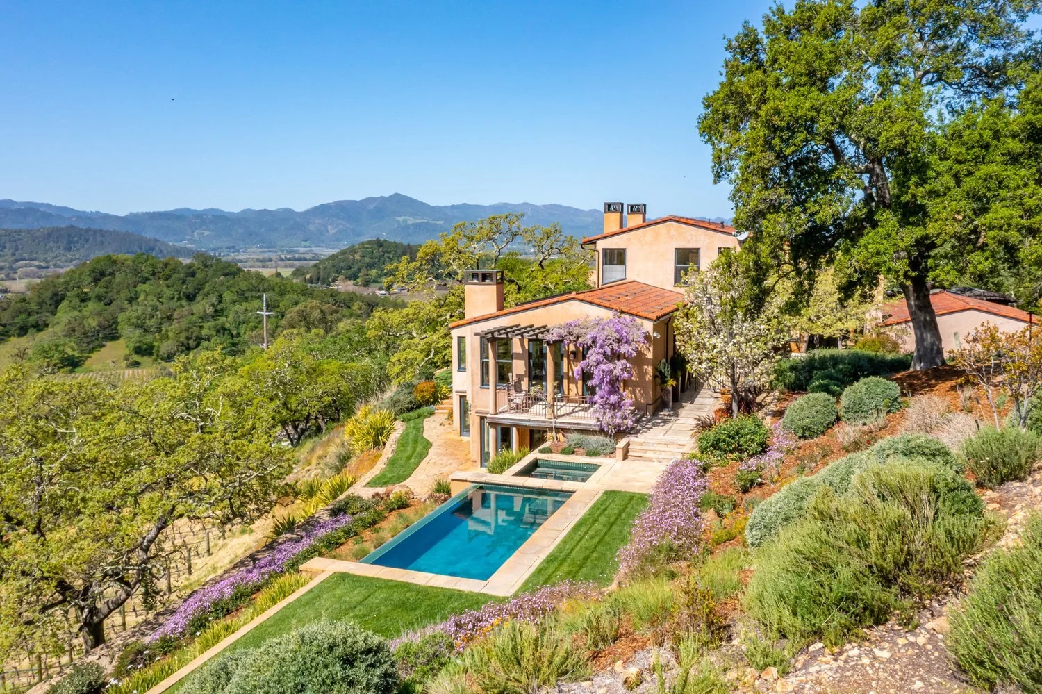 71-Napa-Valley-Luxury-Home-Hillary-Ryan.jpg