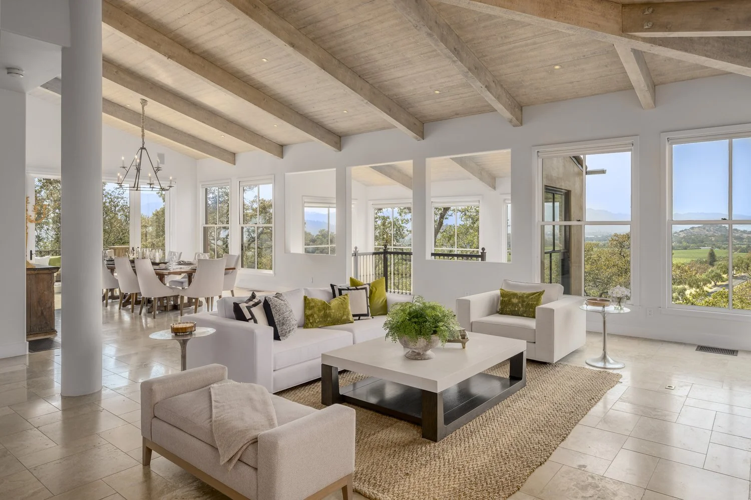 10-Napa-Valley-Luxury-Home-Hillary-Ryan.jpg