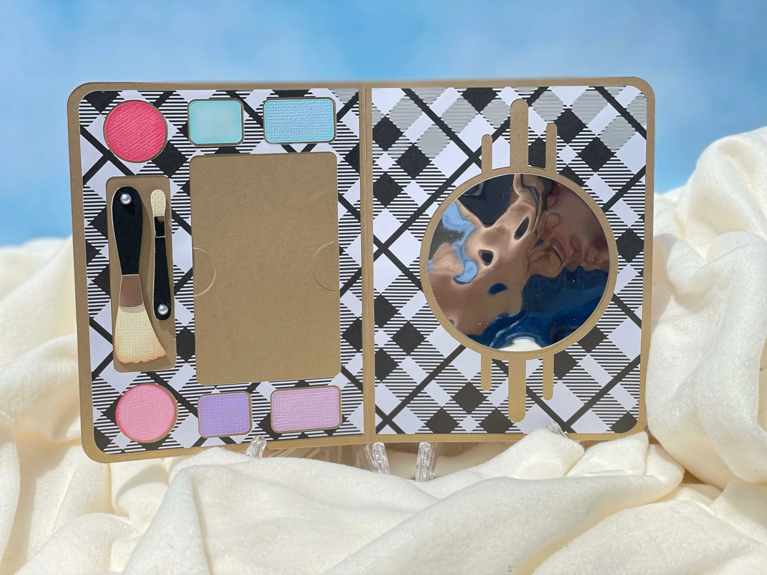 Makeup_Giftcard_Holder_2.jpg