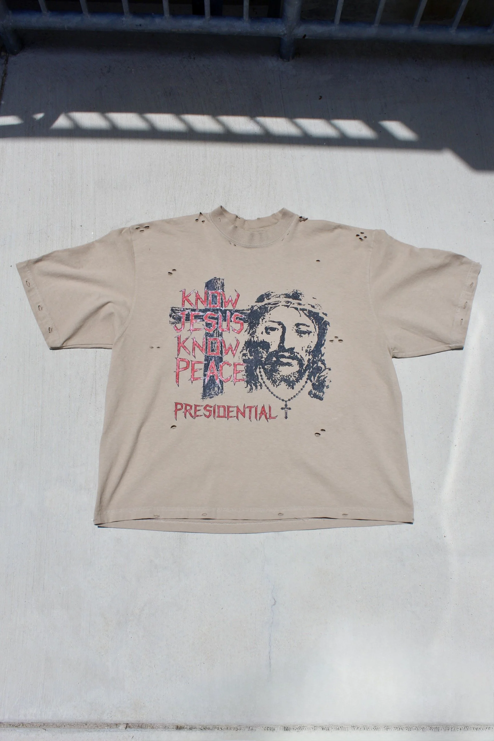 Presidential “Know Peace” Tee 🕊️