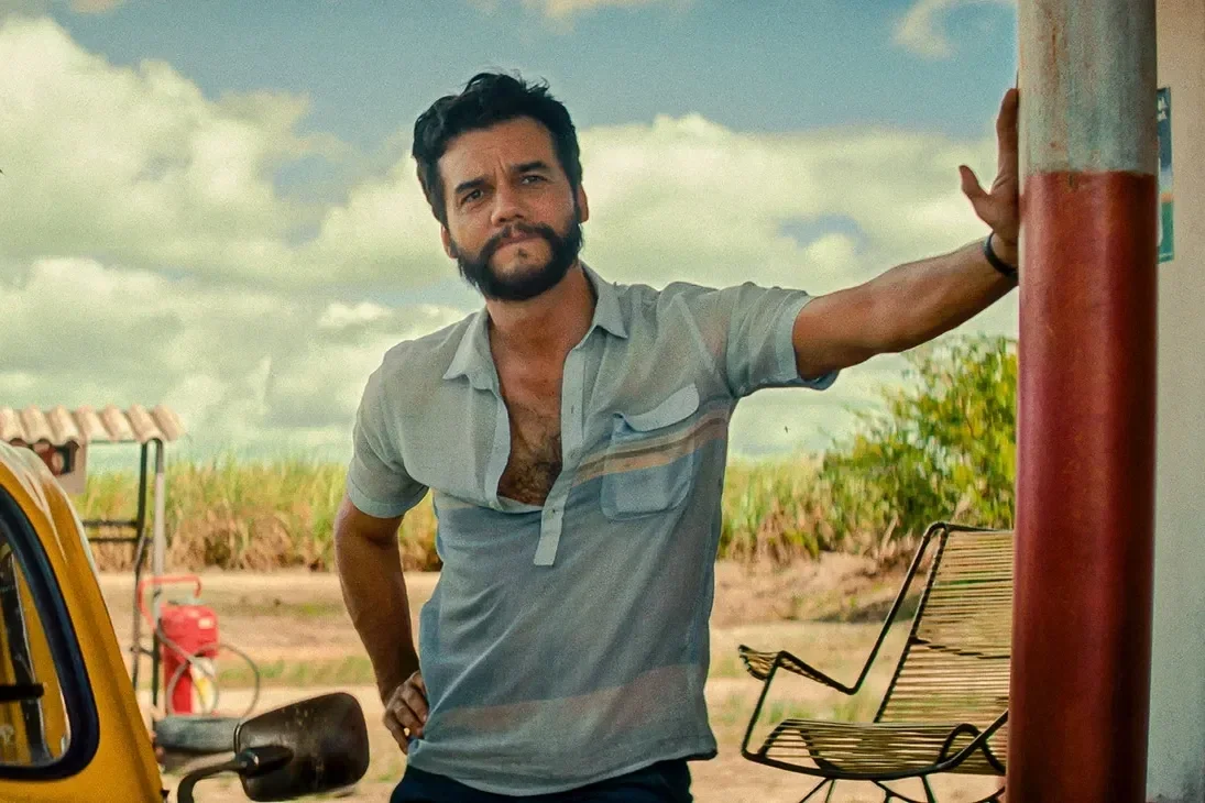 Wagner Moura Makes Golden Globes History as First Brazilian Male Actor Nominated in a Lead Drama 