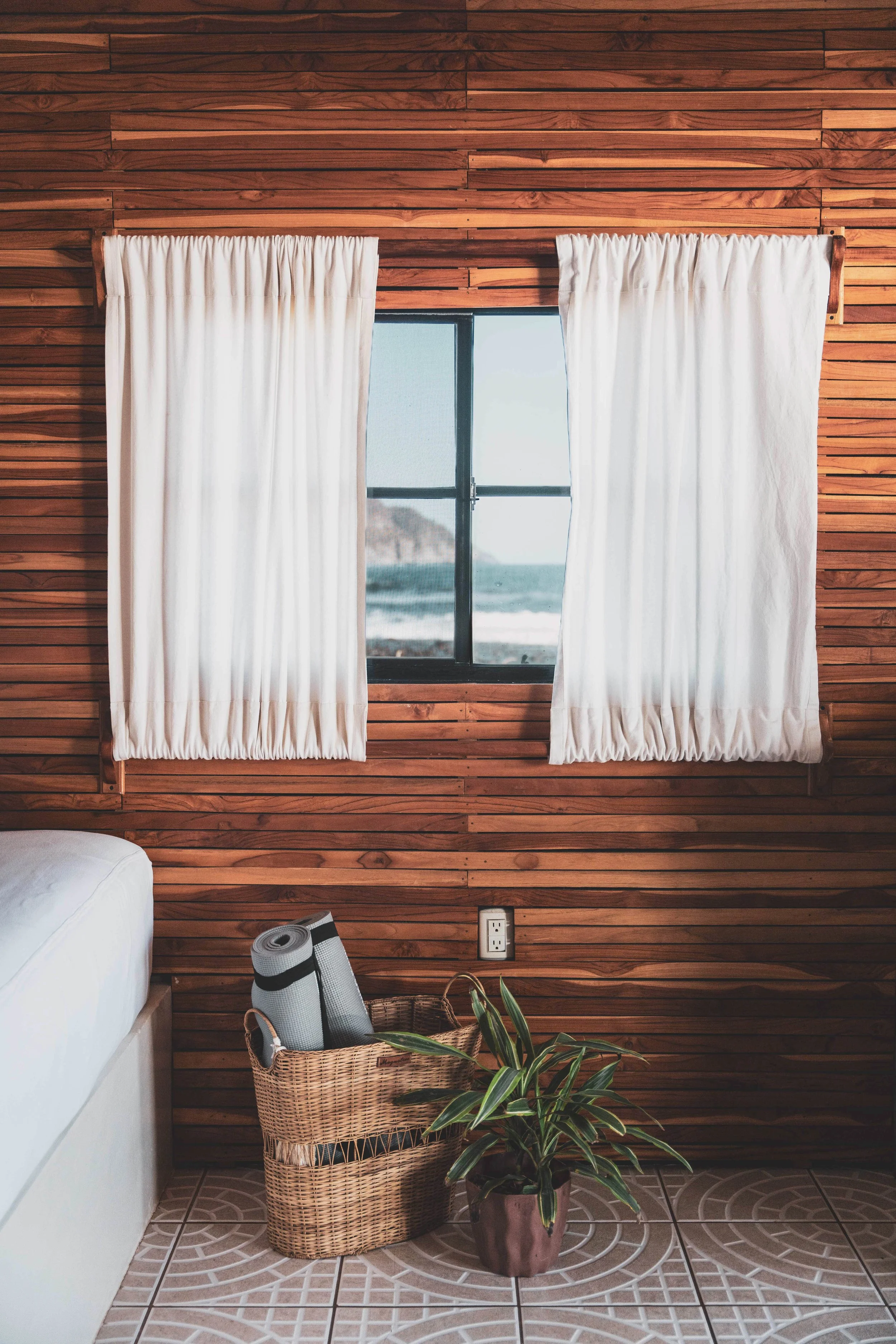 Copy of Copy of DSC08560-BungalowRooms.jpg