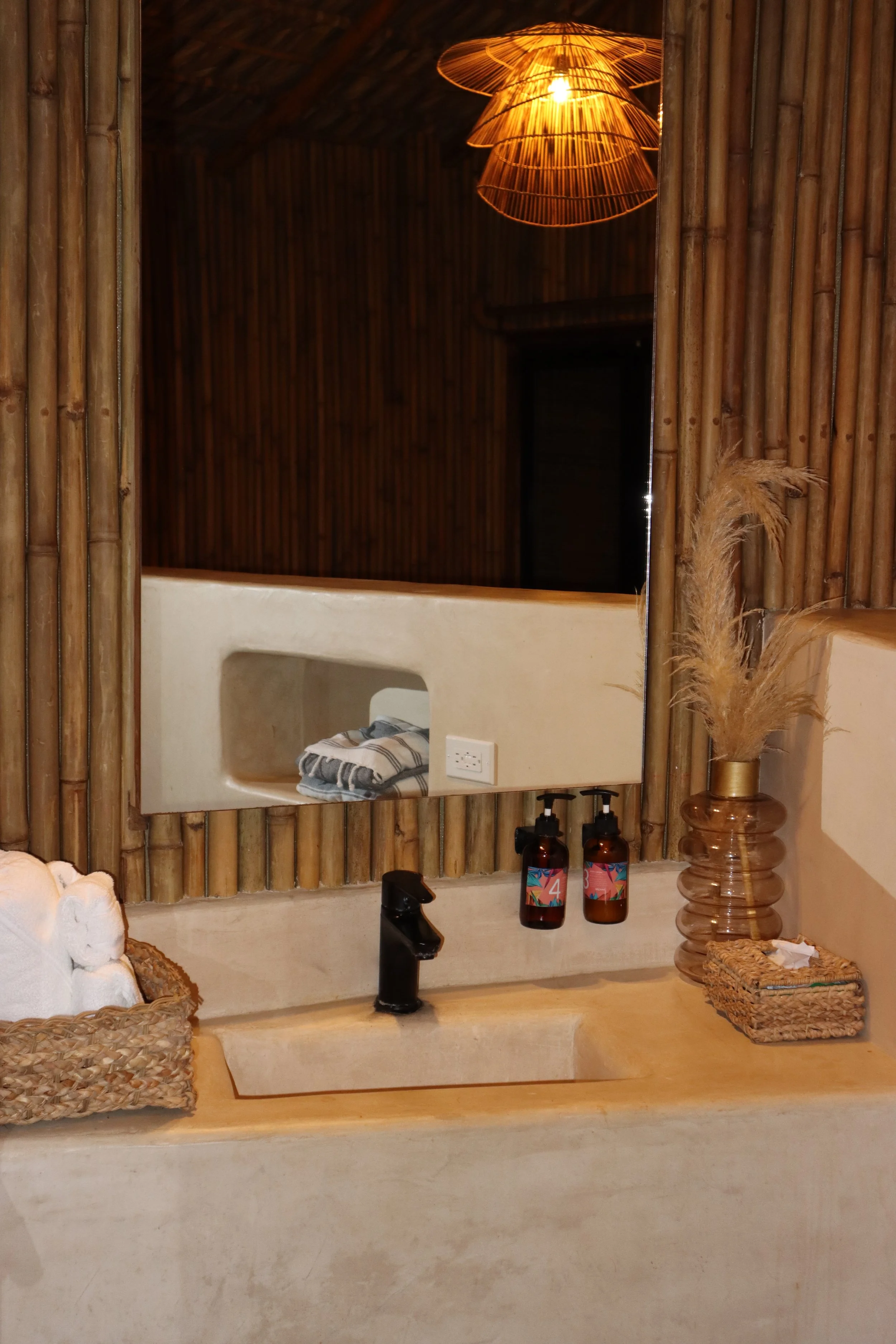 Copy of Copy of IMG_4723-treehouse-bathroom.jpeg