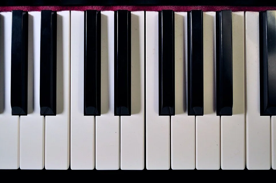 How to Choose a Piano for Playing at Home