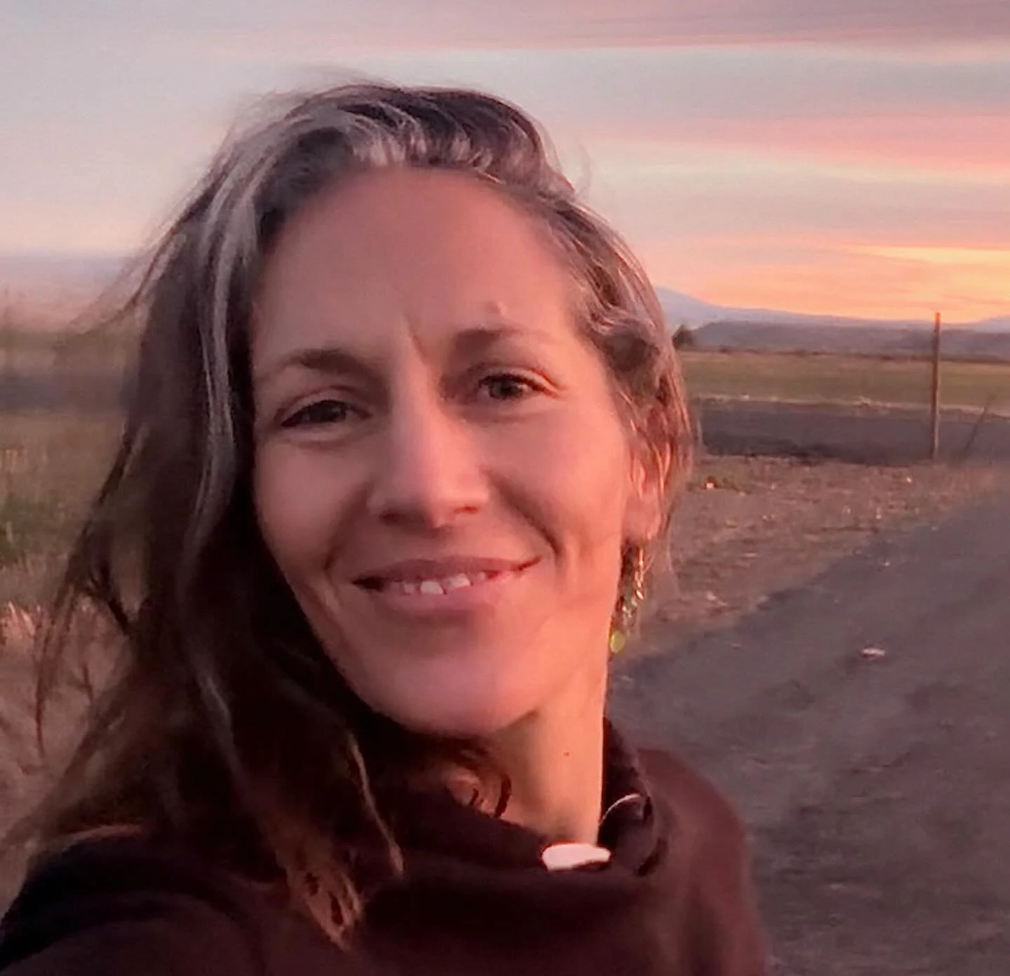 Many people in my life may not actually know what I do.
I&rsquo;ve never clearly said this publicly before.

So here it is, simply:

I help people feel better &mdash; and freer &mdash; inside their bodies.

Over the past few years, I&rsquo;ve transit