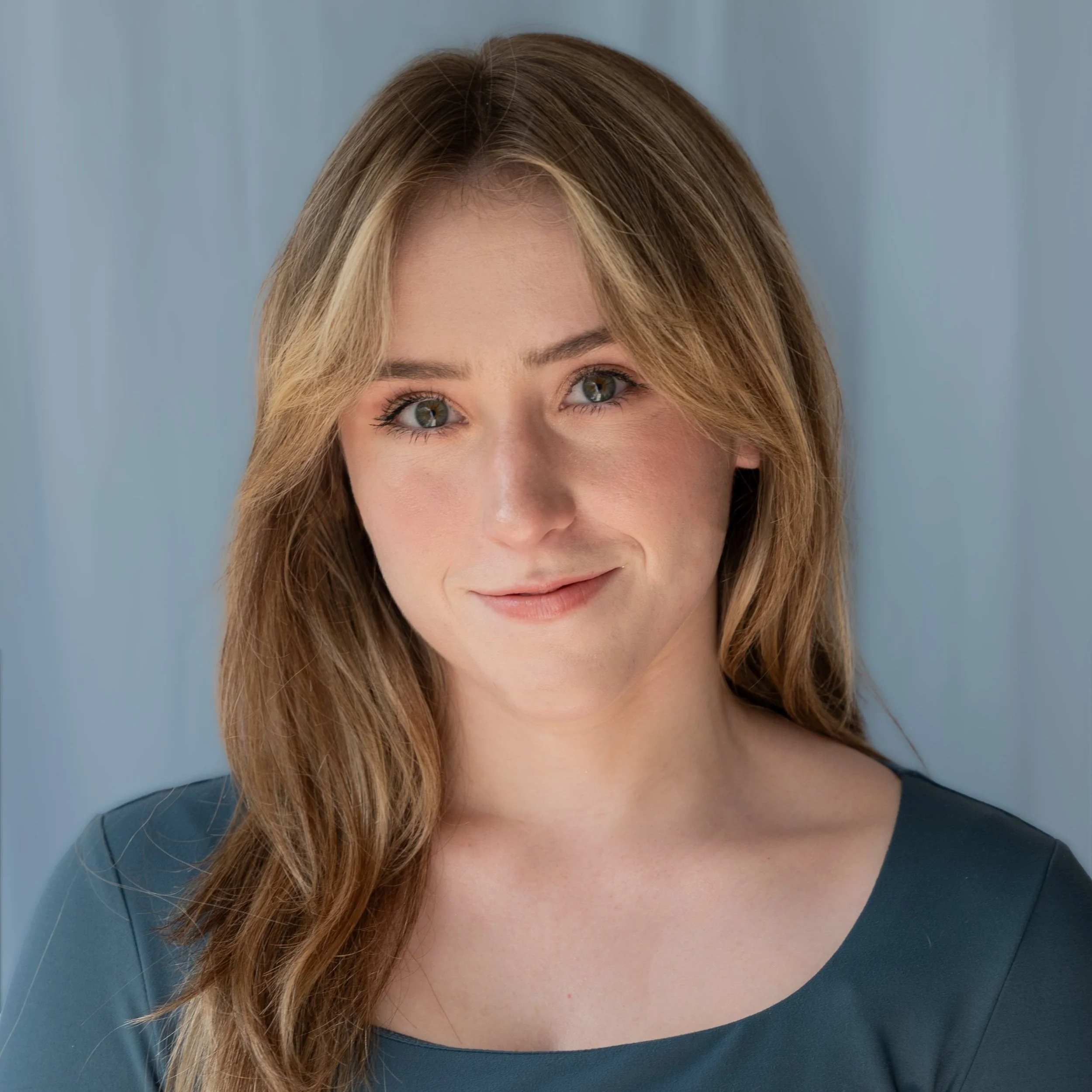 Madelyn Smith Headshot 2.jpg