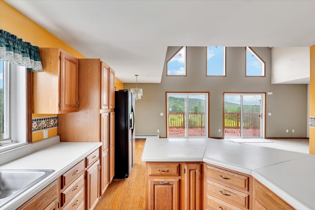 28-579 Armlin Hill Rd-28.jpg