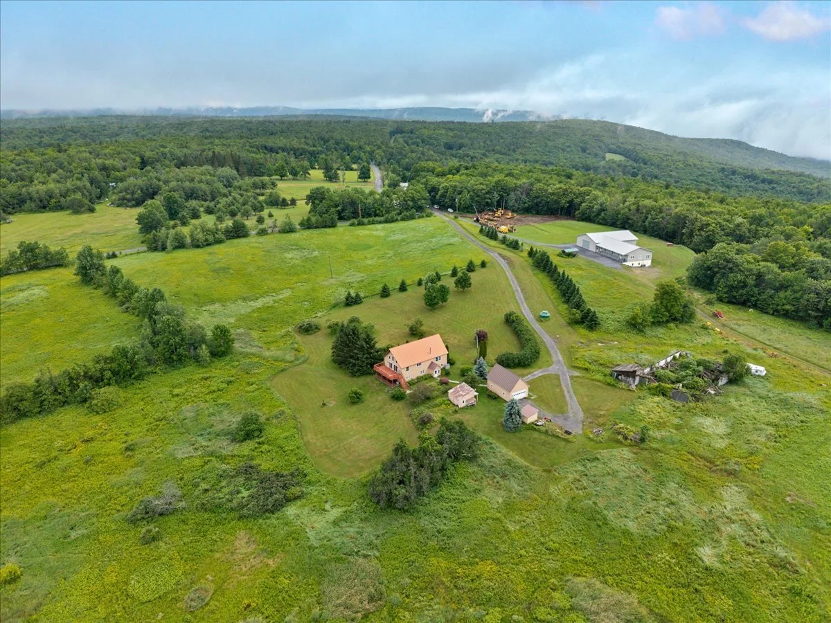 62-579 Armlin Hill Rd-62.jpg