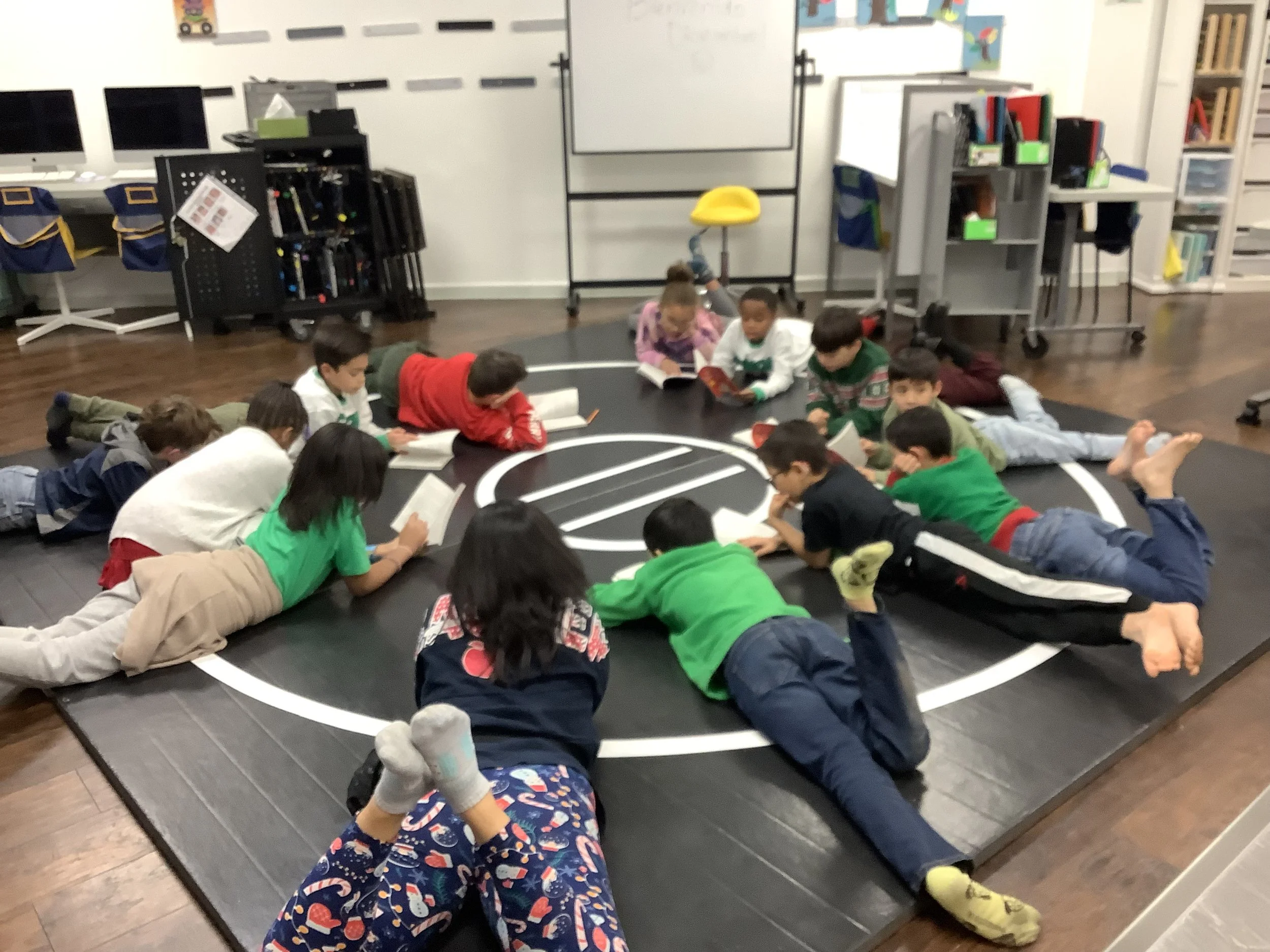 YOUNG ENTREPRENEURSHIP CLUB 