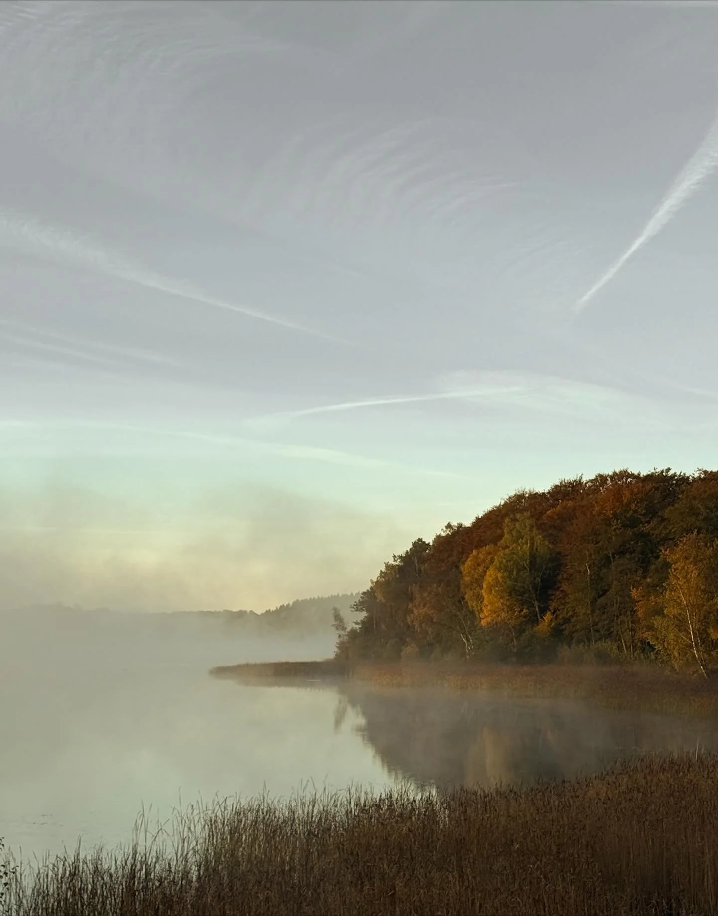 Till v&aring;rt andra hem vid sj&ouml;n!

En siffra, s&aring; enkel men &auml;nd&aring; med s&aring; mycket sj&auml;l. 
Den h&auml;r vackra keramiska husnummerskylten fr&aring;n Ceramitag, designad av Erik Magnussen, kom till mig som en g&aring;va oc