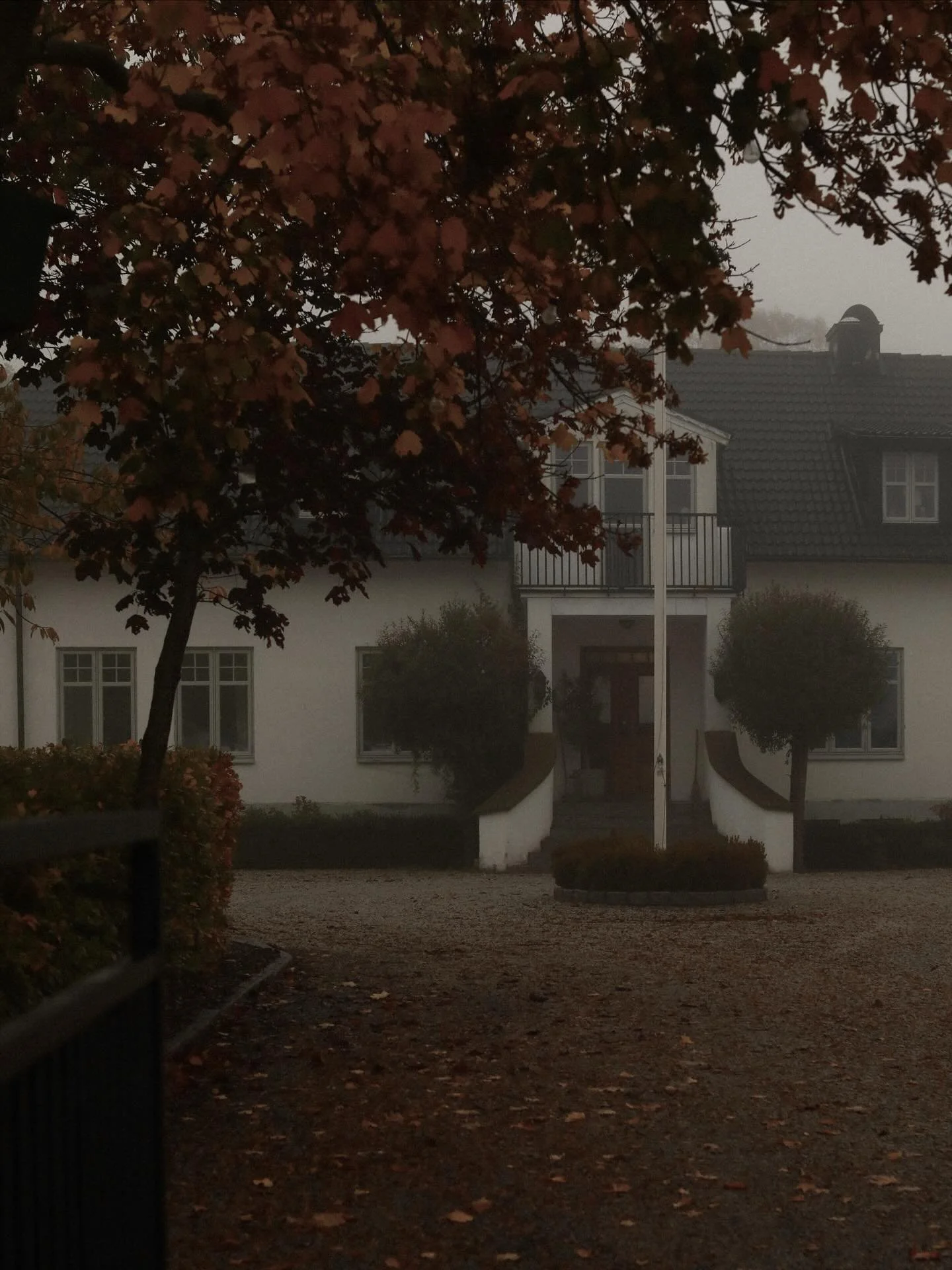 Hemma i stilla Oktoberljus🤍

Njuter du av h&ouml;stens vibe h&auml;r och nu?