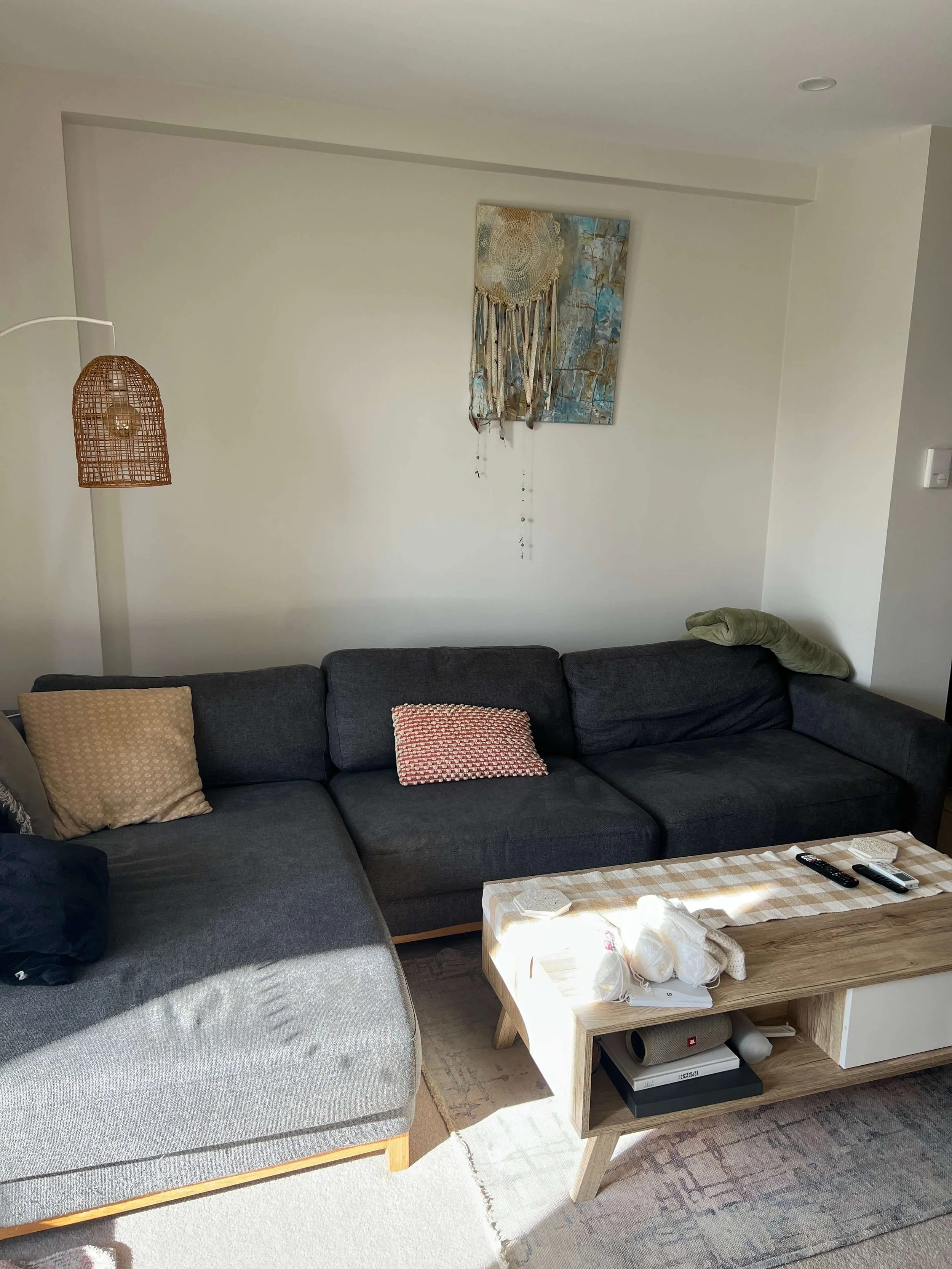     palmyra-apartment-styling-living-room-before.JPG