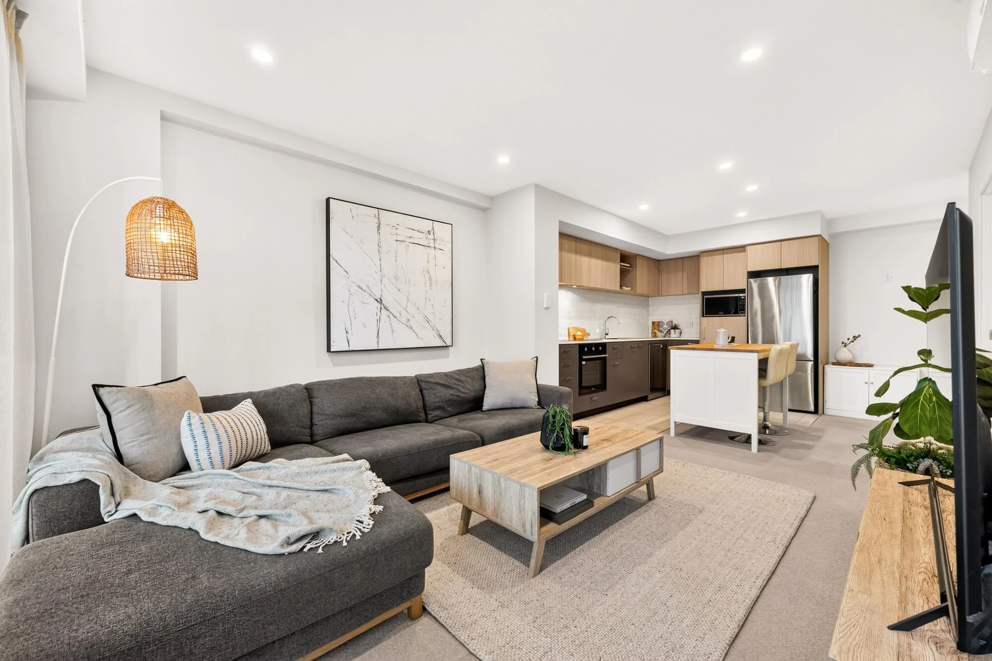 palmyra-apartment-styling-livingroom-after.jpg