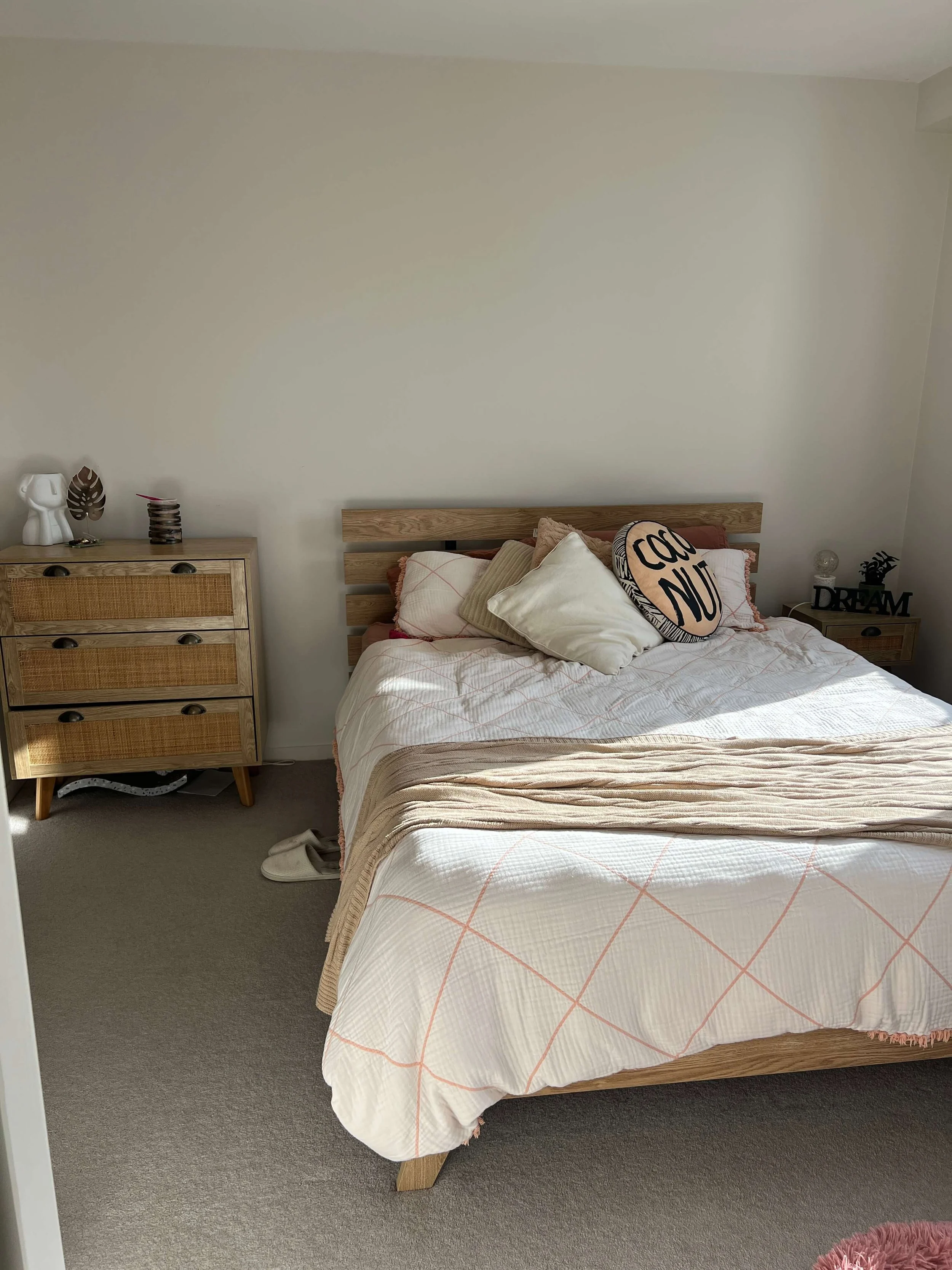     palmyra-apartment-styling-main-bedroom-before.JPG