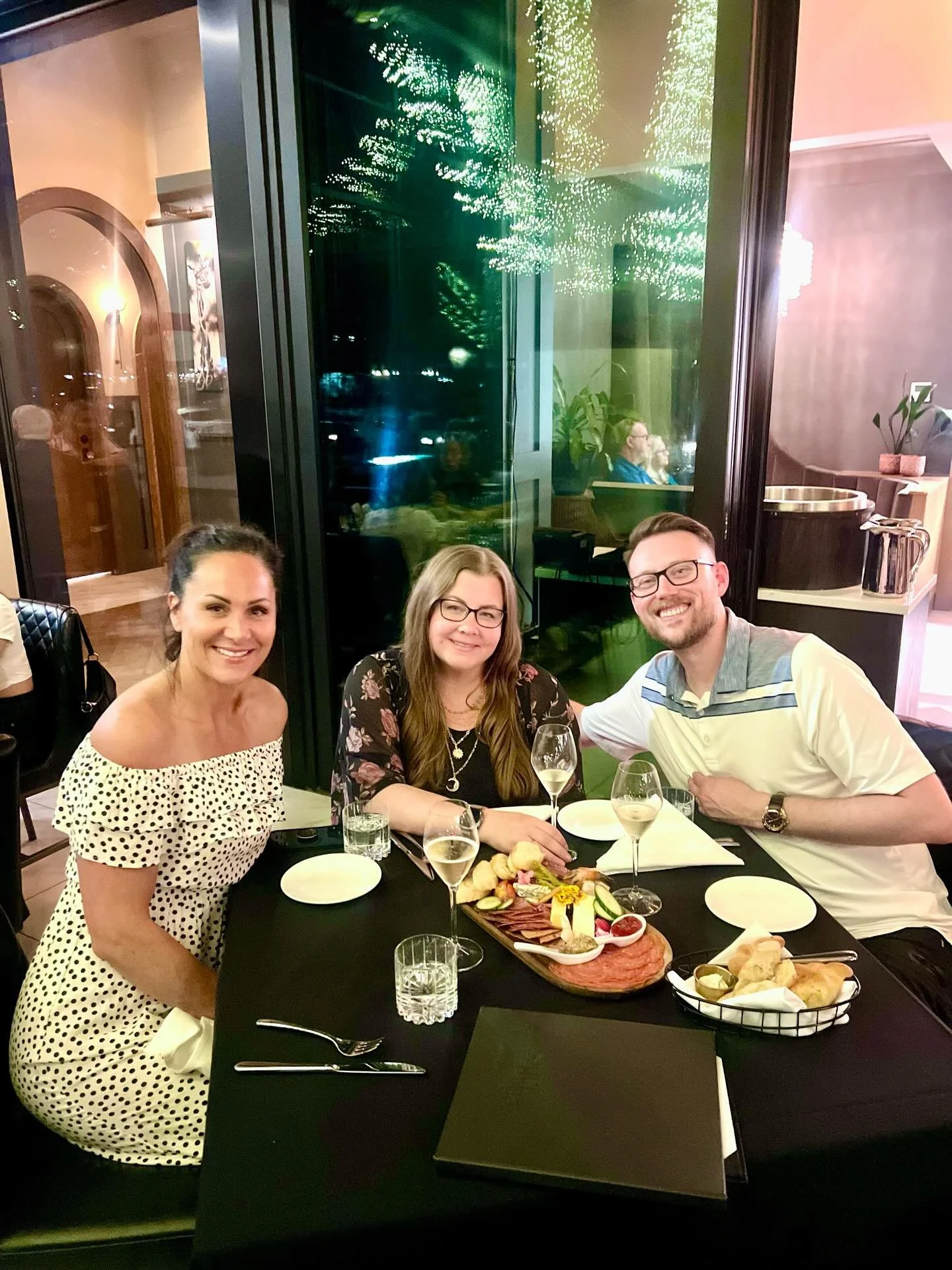 You may remember Jewels from such adventures as: September in Tuscany, private pool villa, hand made pasta cooking class, fancy Italian dinner in the vineyards around Certaldo and any opportunity to celebrate life together!🥂She travelled to see us a