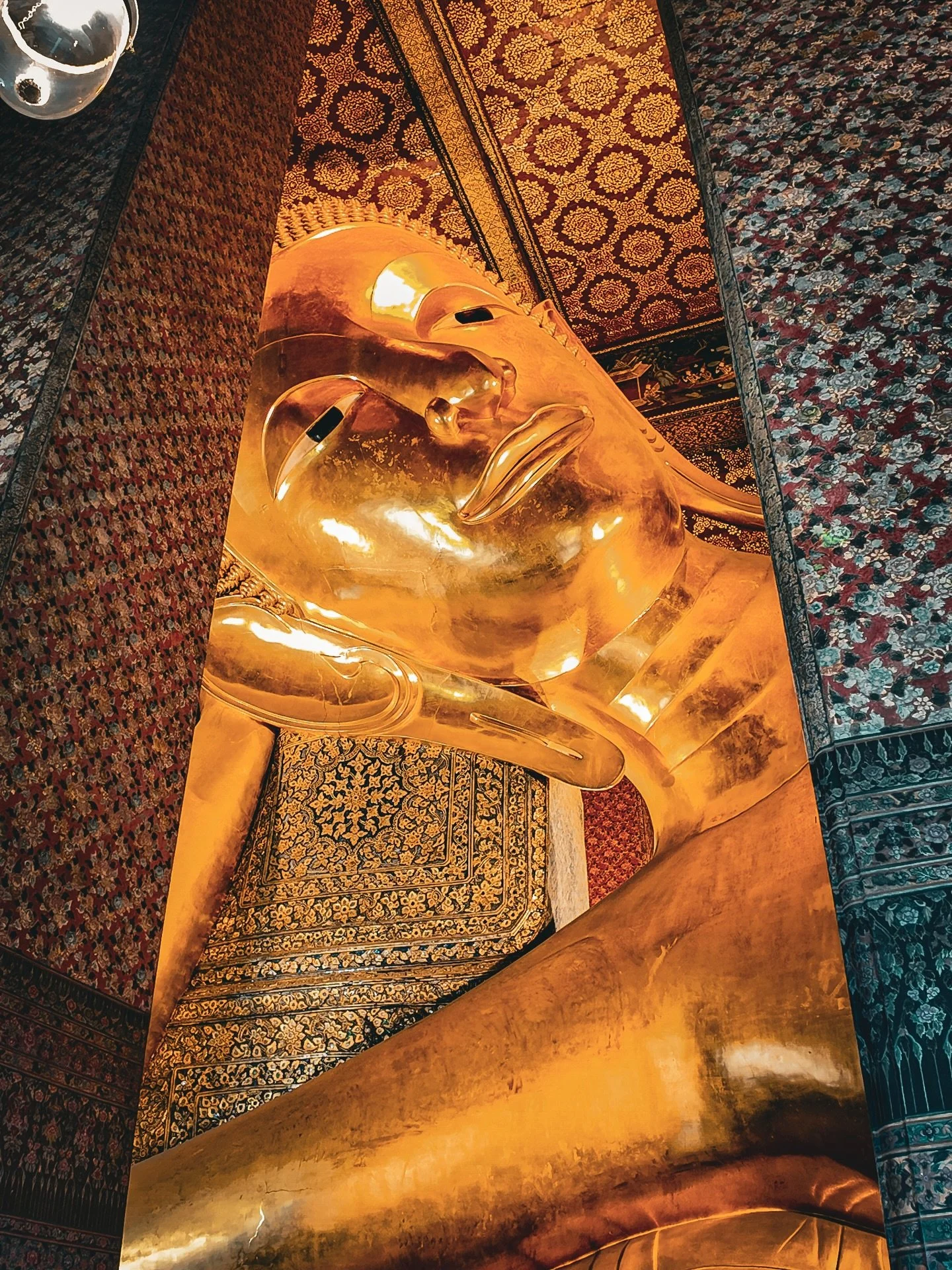 The reclining Buddha at Wat Pho Temple was probably the most impressive part of our temple hopping day. We knew it was big from the photos, but seeing it in person was something else. Definitely a must-visit attraction. Don&rsquo;t miss the toes. 🦶?