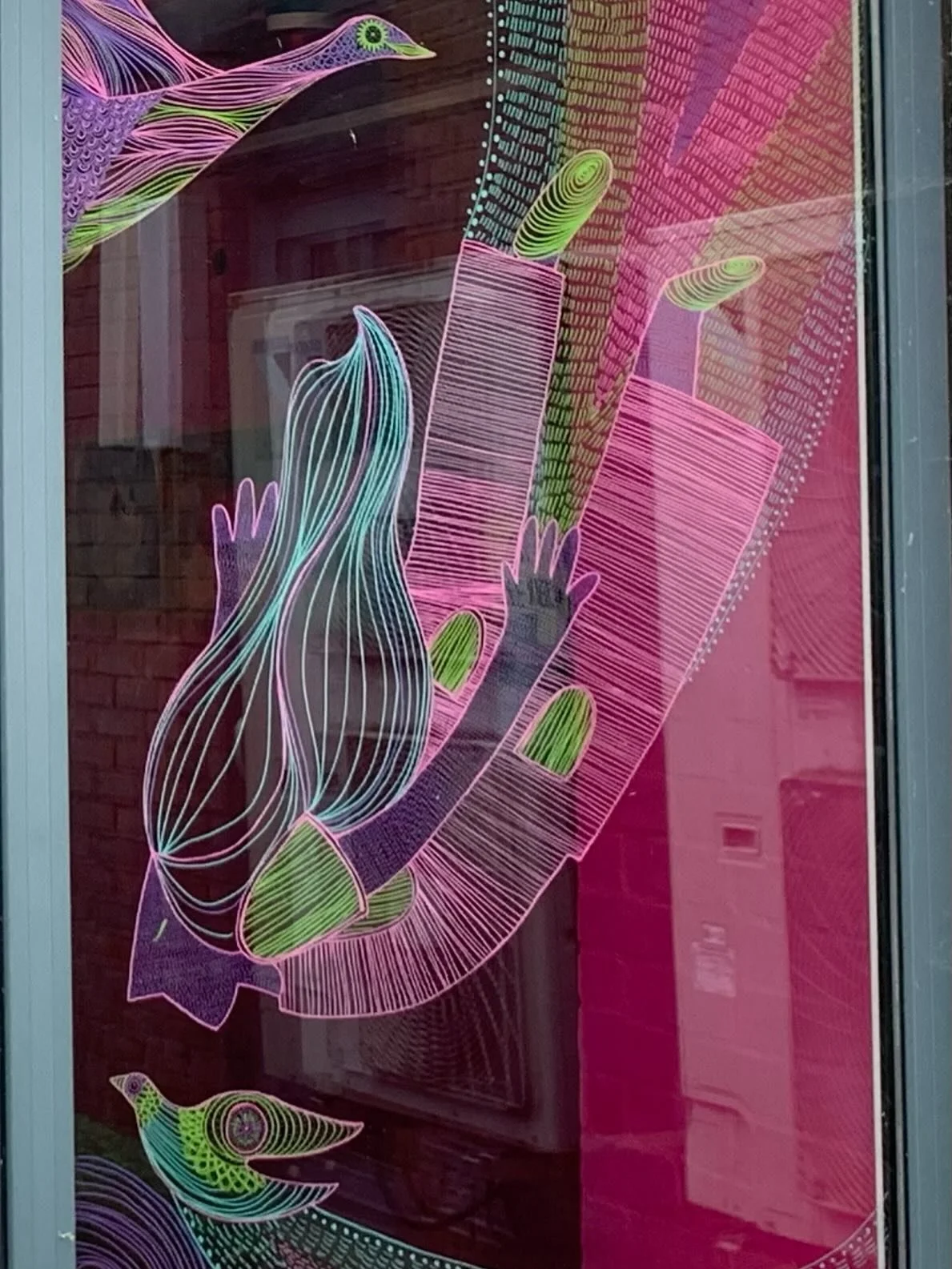 I drew another window mural with POSCA pens for the 2026 @farnhamanimation Grad Show !! 

I had so much fun drawing this on, especially designing all the patterns for the mark making🌸🌸 

Come visit us and see it in person!