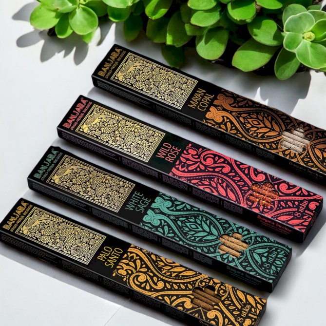 Banjara Extra Long Smudge Incense Sticks - Palo Santo (8 Sticks)